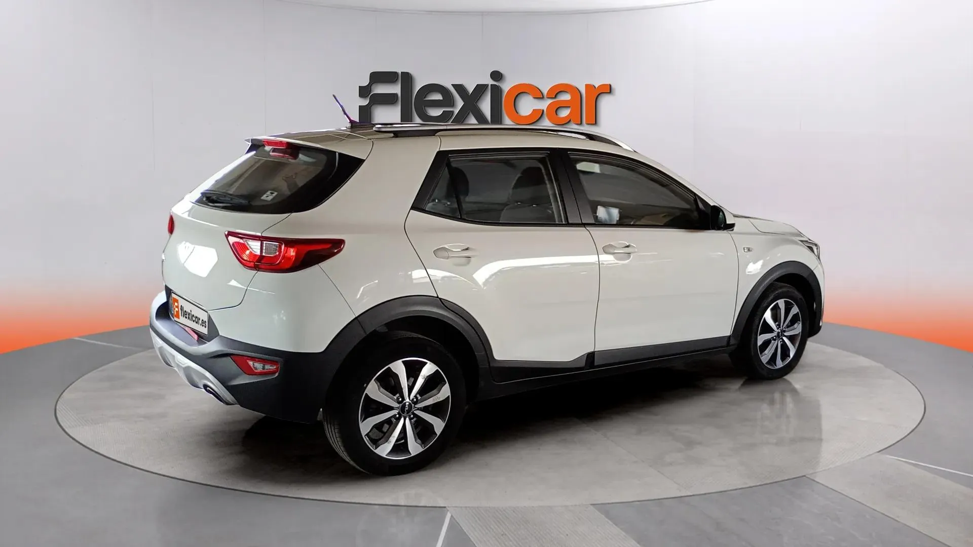 Kia Stonic 1.2 DPi Drive - foto 6