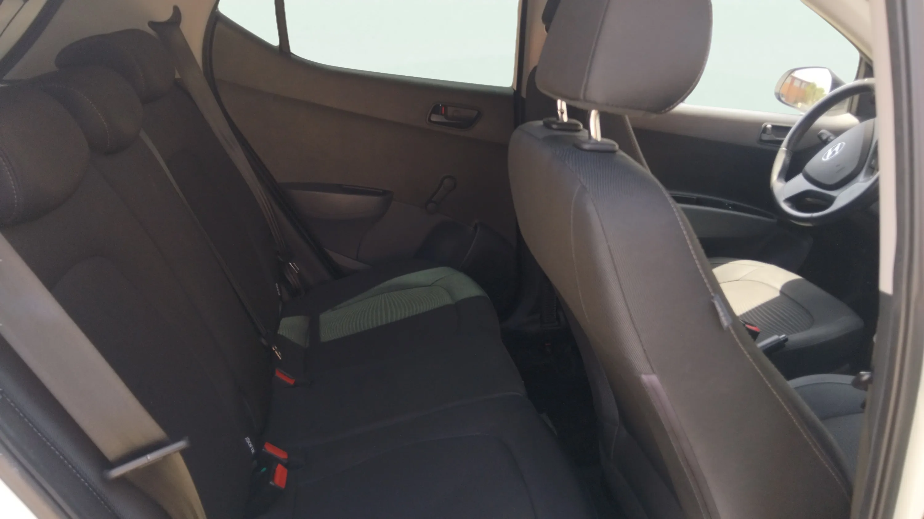 Hyundai i10 1.0 Go! - foto 12