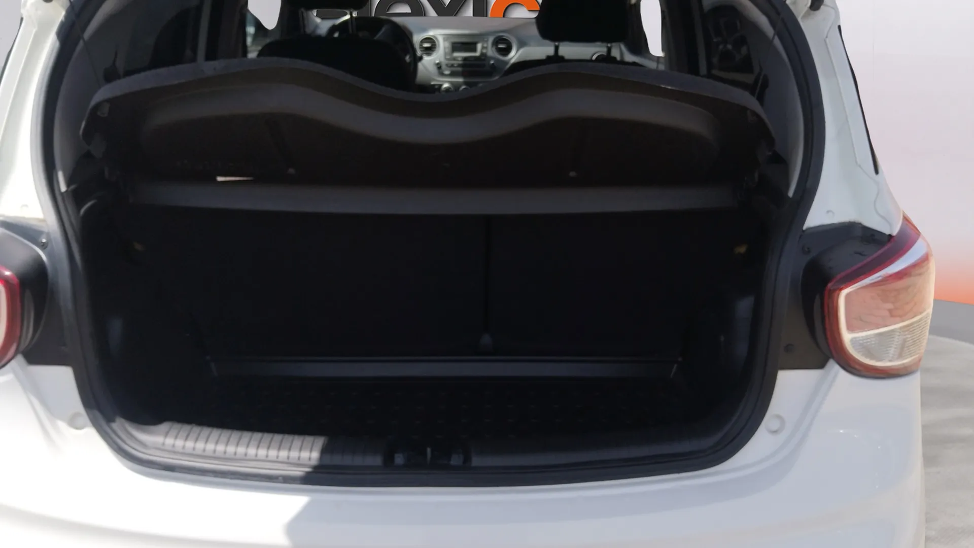 Hyundai i10 1.0 Go! - foto 9