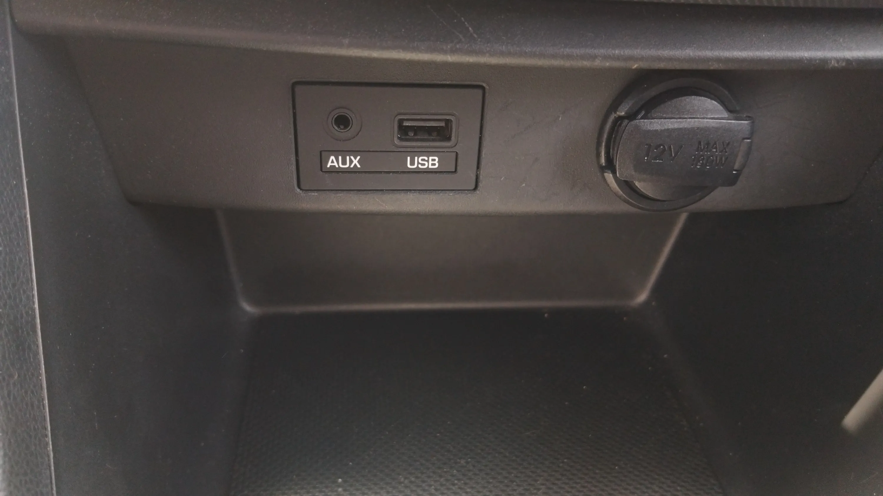 Hyundai i10 1.0 Go! - foto 21