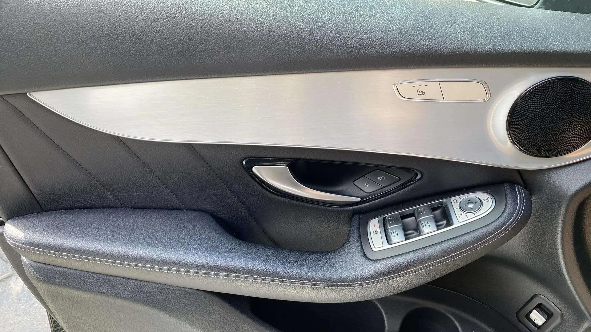 Mercedes-Benz GLC 250 d 4MATIC - foto 28