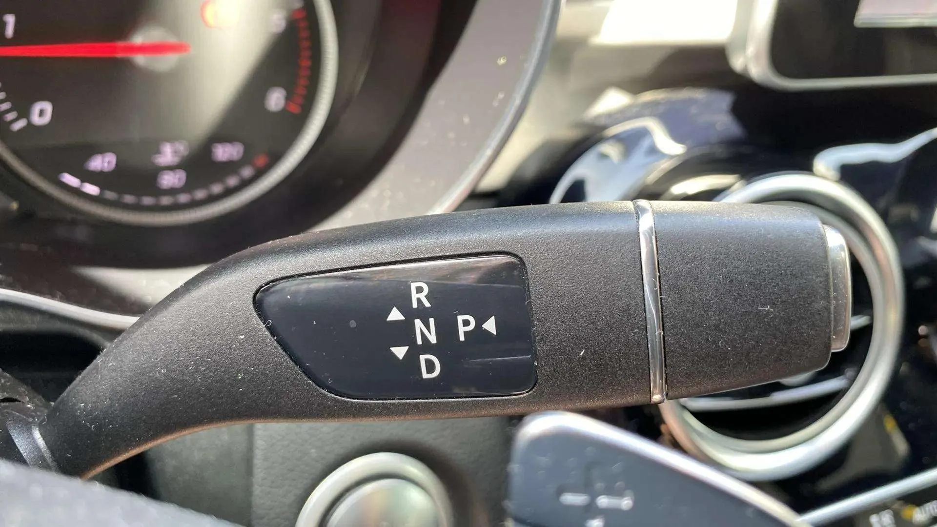 Mercedes-Benz GLC 250 d 4MATIC - foto 22