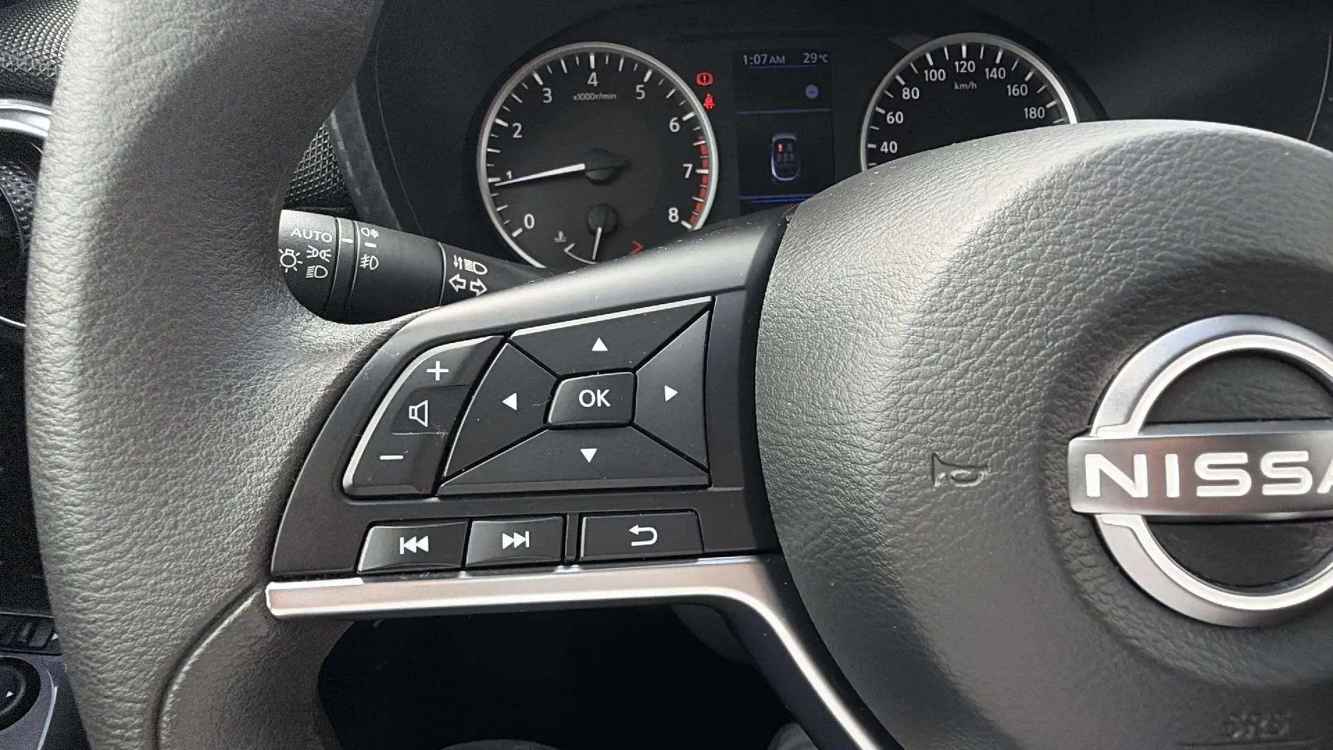 Nissan Juke DIG-T Acenta - foto 12