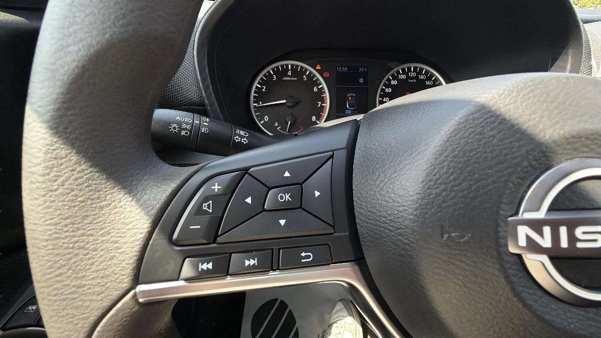 Nissan Juke DIG-T Acenta - foto 12