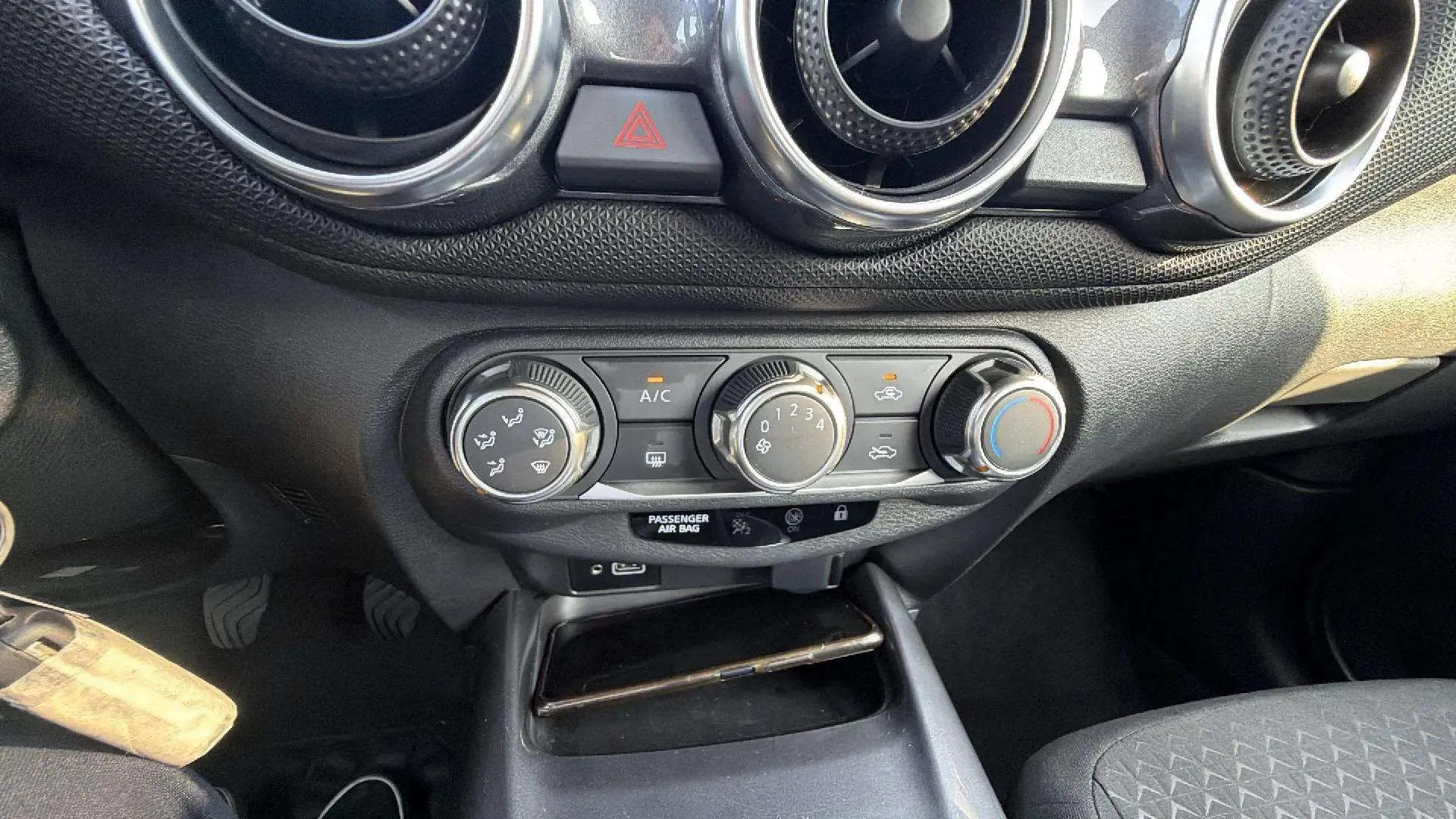 Nissan Juke DIG-T Acenta - foto 9