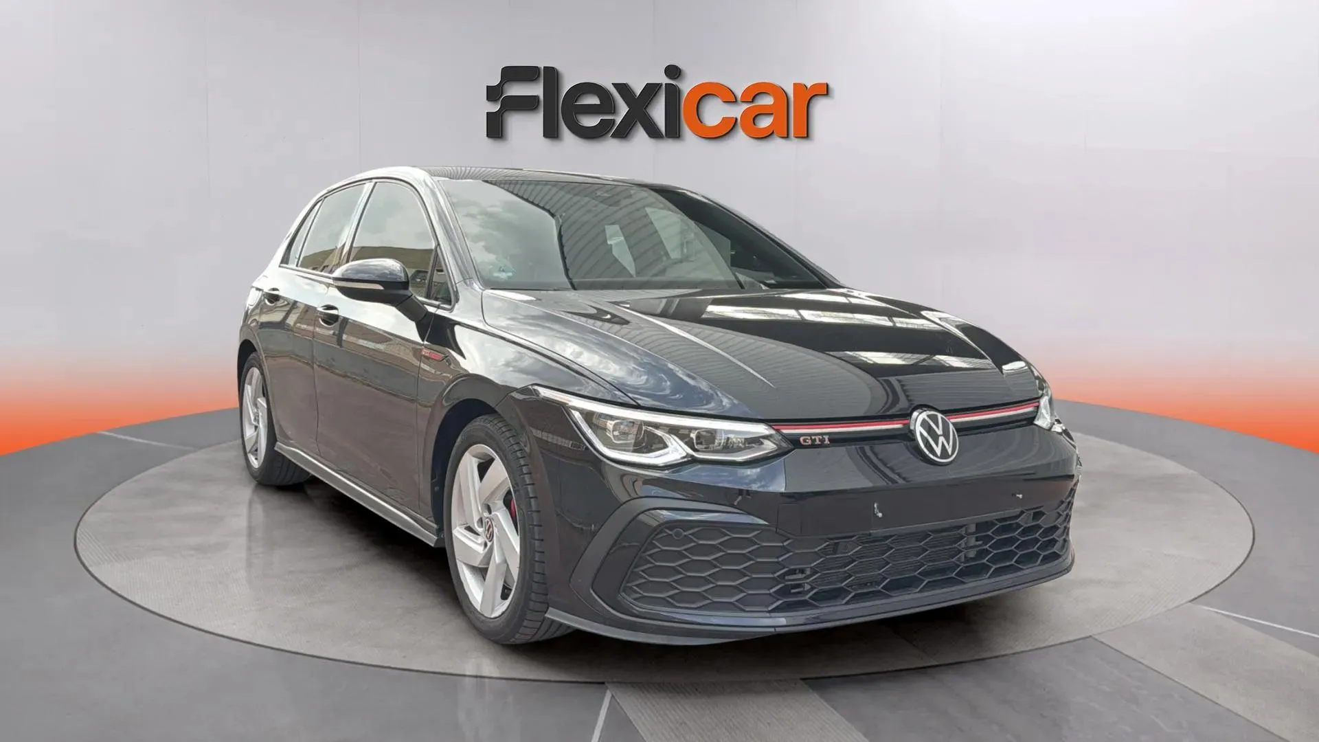 Volkswagen Golf GTI 2.0 TSI DSG - foto 6