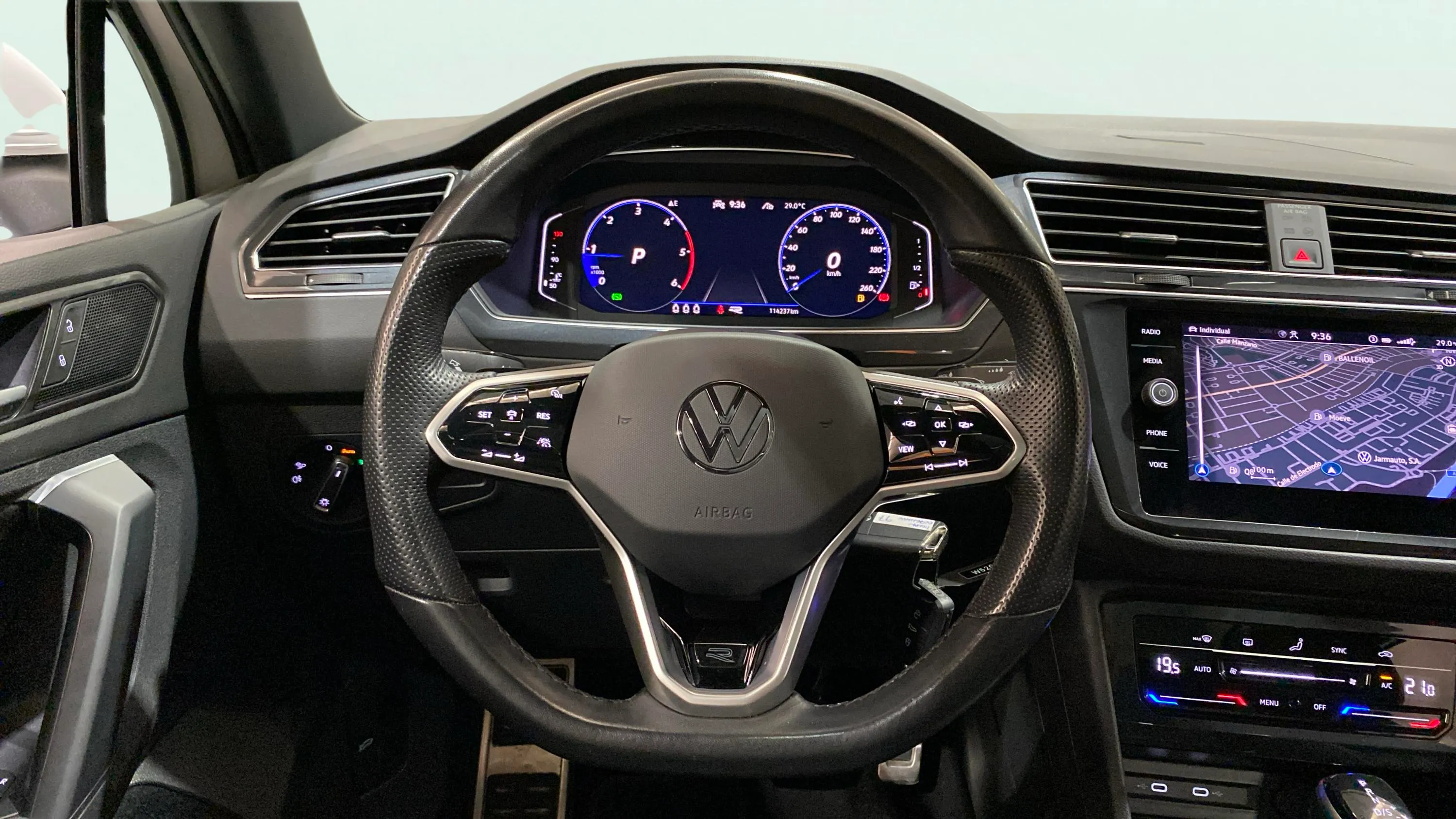 Volkswagen Tiguan R-Line 2.0 TDI DSG - foto 20