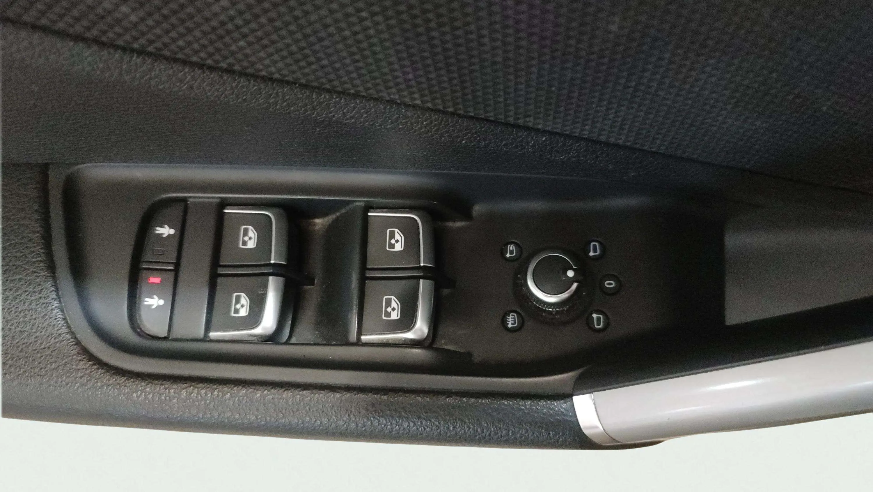 Audi Q2 Advanced 35 TFSI - foto 16