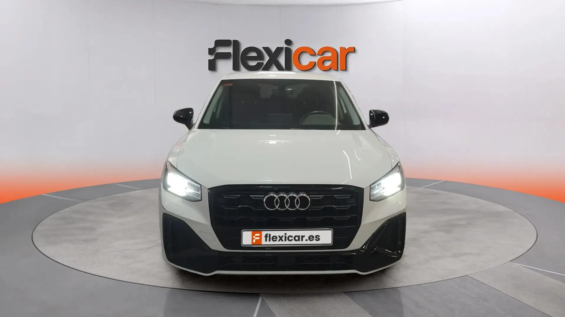 Audi Q2 Advanced 35 TFSI - foto 2