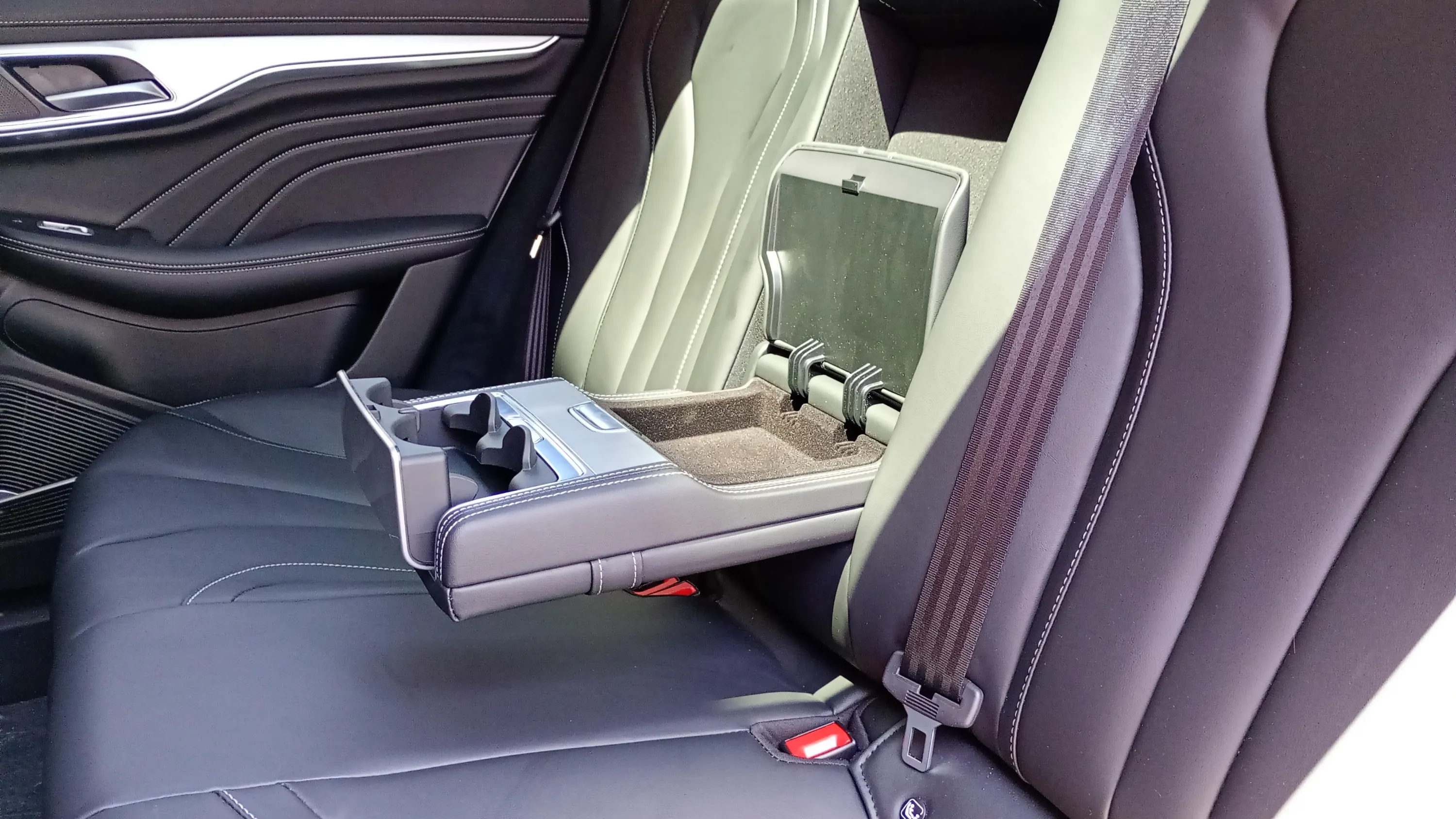 MG Marvel R 70kWh Comfort - foto 47