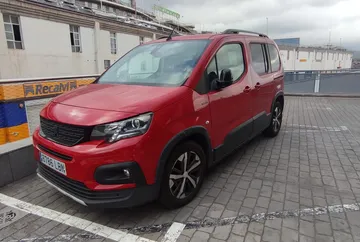 peugeot rifter gt line standard bluehdi 73kw diesel manual tenerife norte 903000000270951