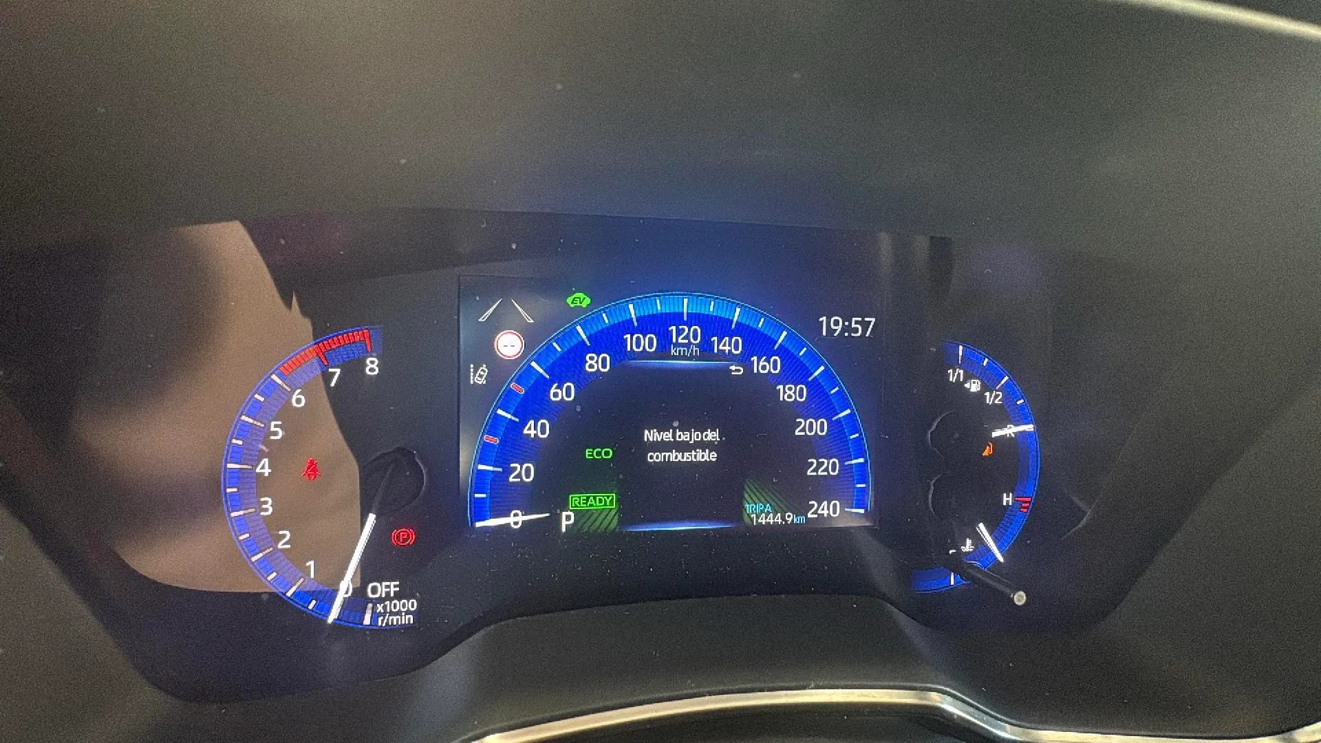Toyota Corolla 2.0 180H GR-Sport E-CVT - foto 10