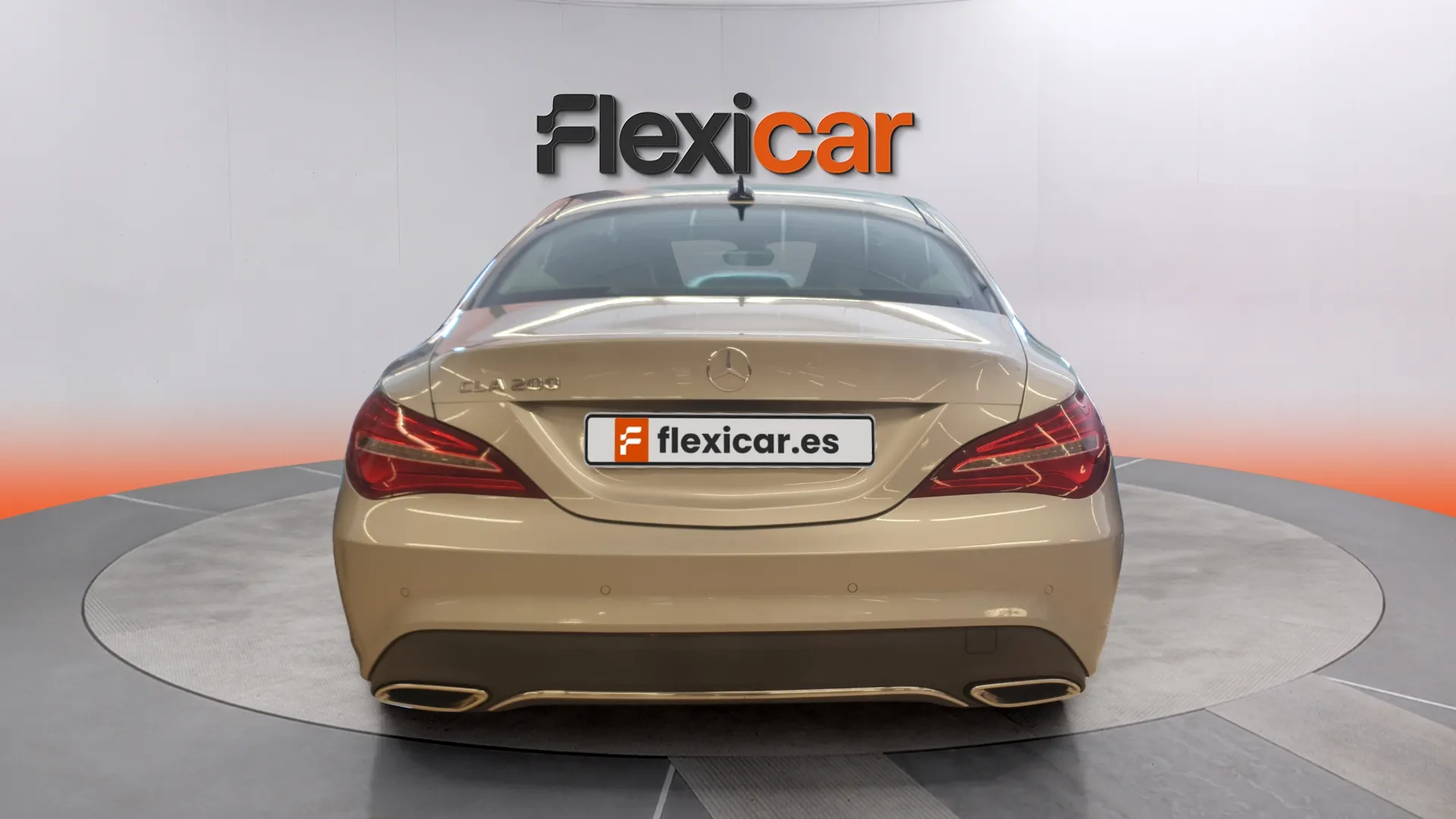 Mercedes-Benz CLA 200 - foto 2