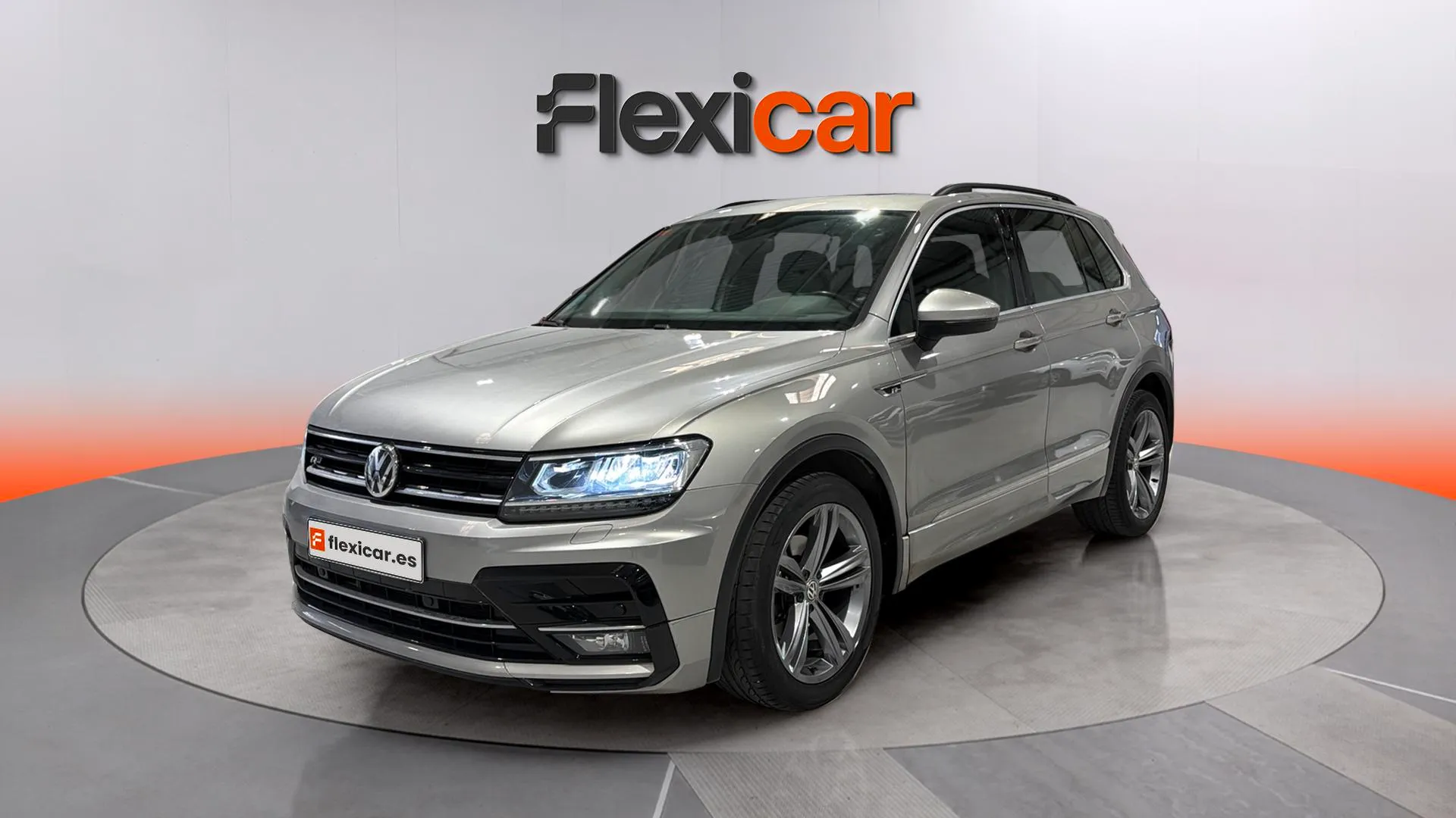 Volkswagen Tiguan Sport 2.0 TDI DSG - foto 3