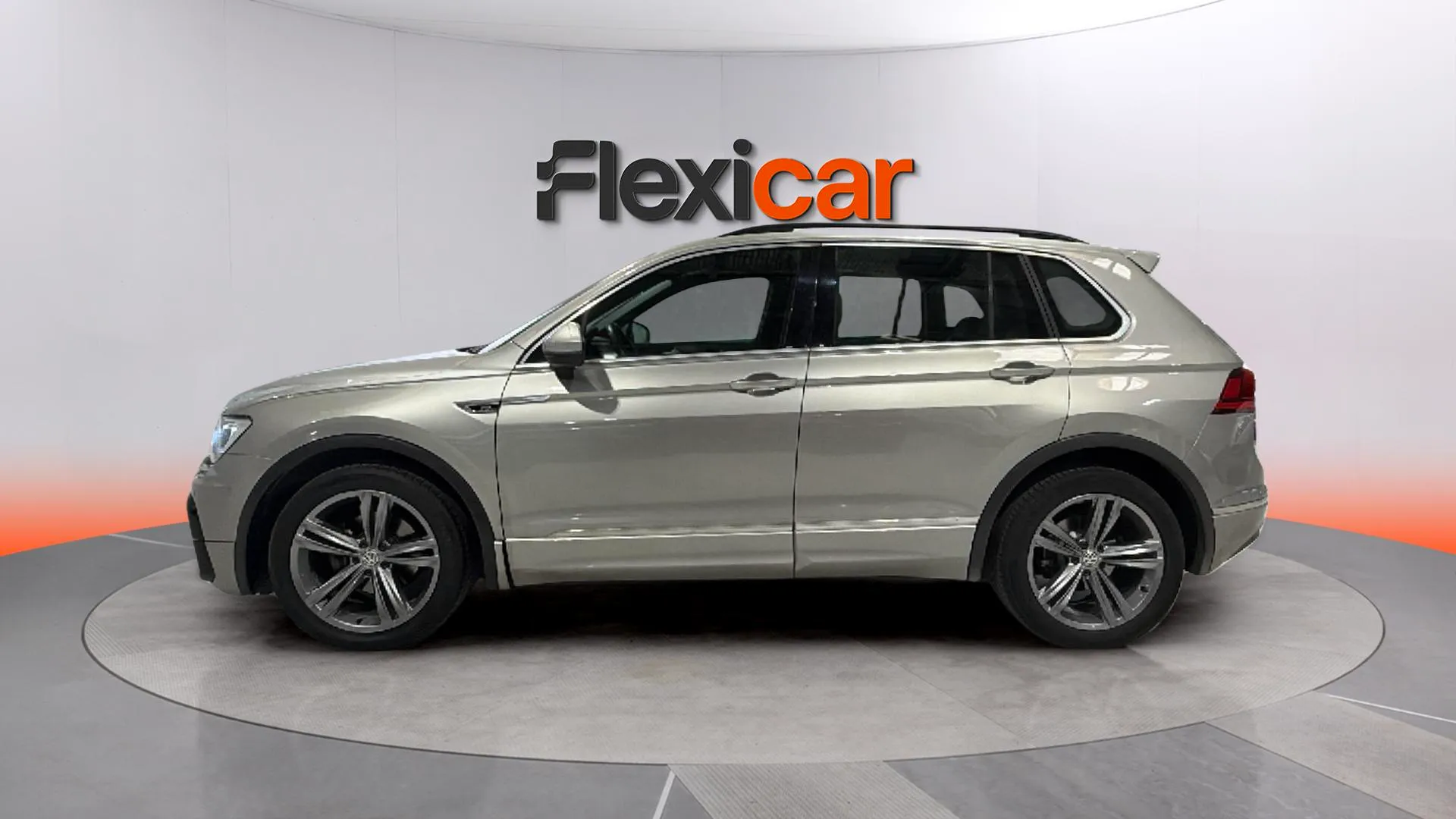 Volkswagen Tiguan Sport 2.0 TDI DSG - foto 4