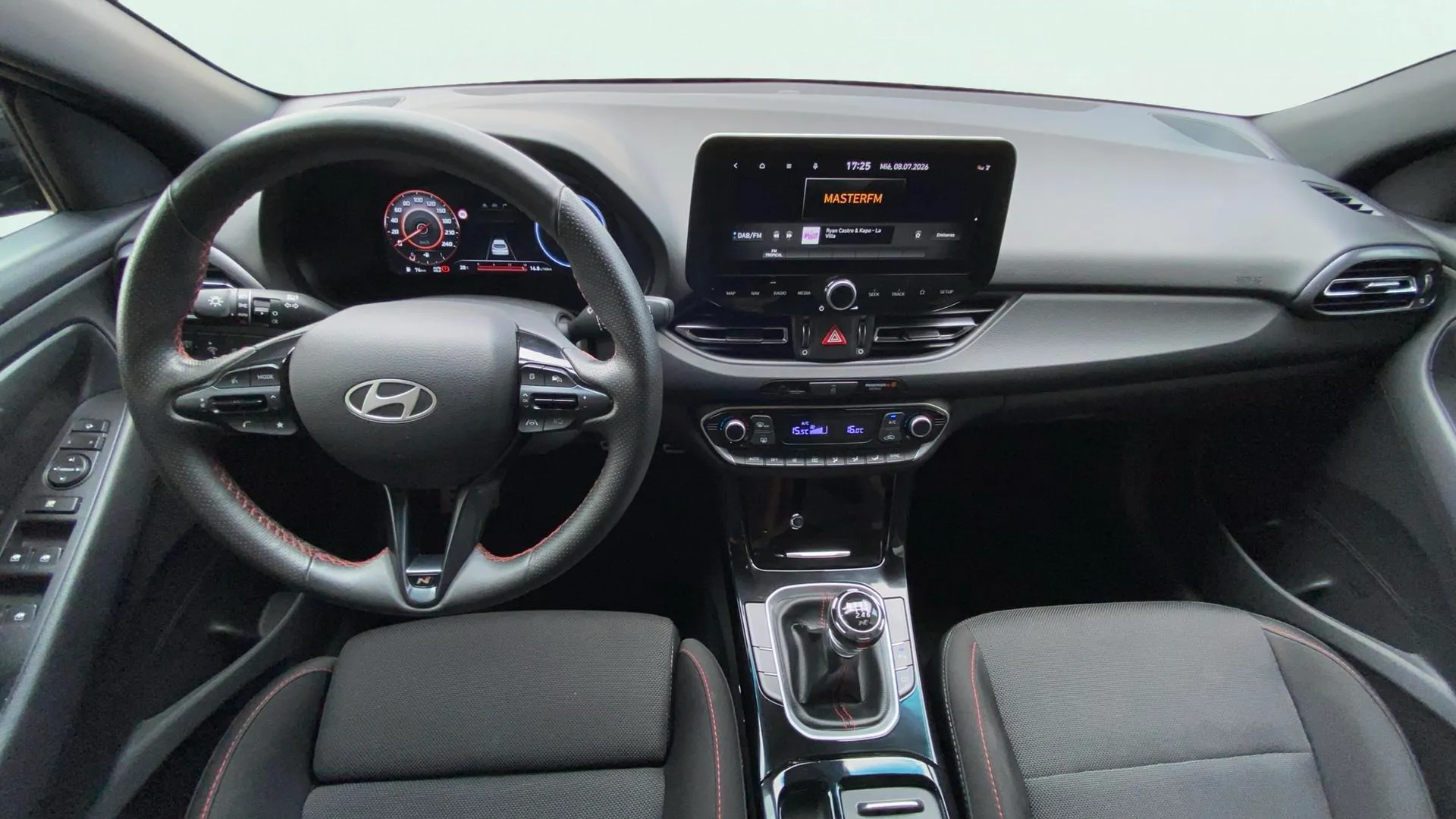 Hyundai i30 1.5 DPI N Line SE - foto 17