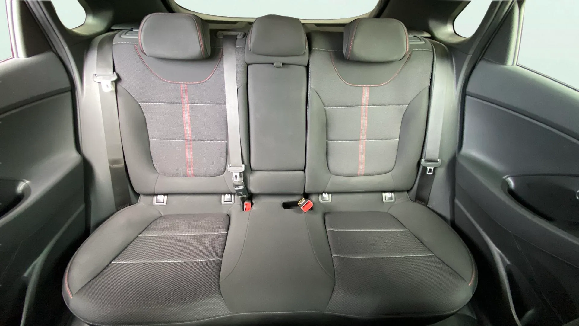 Hyundai i30 1.5 DPI N Line SE - foto 14