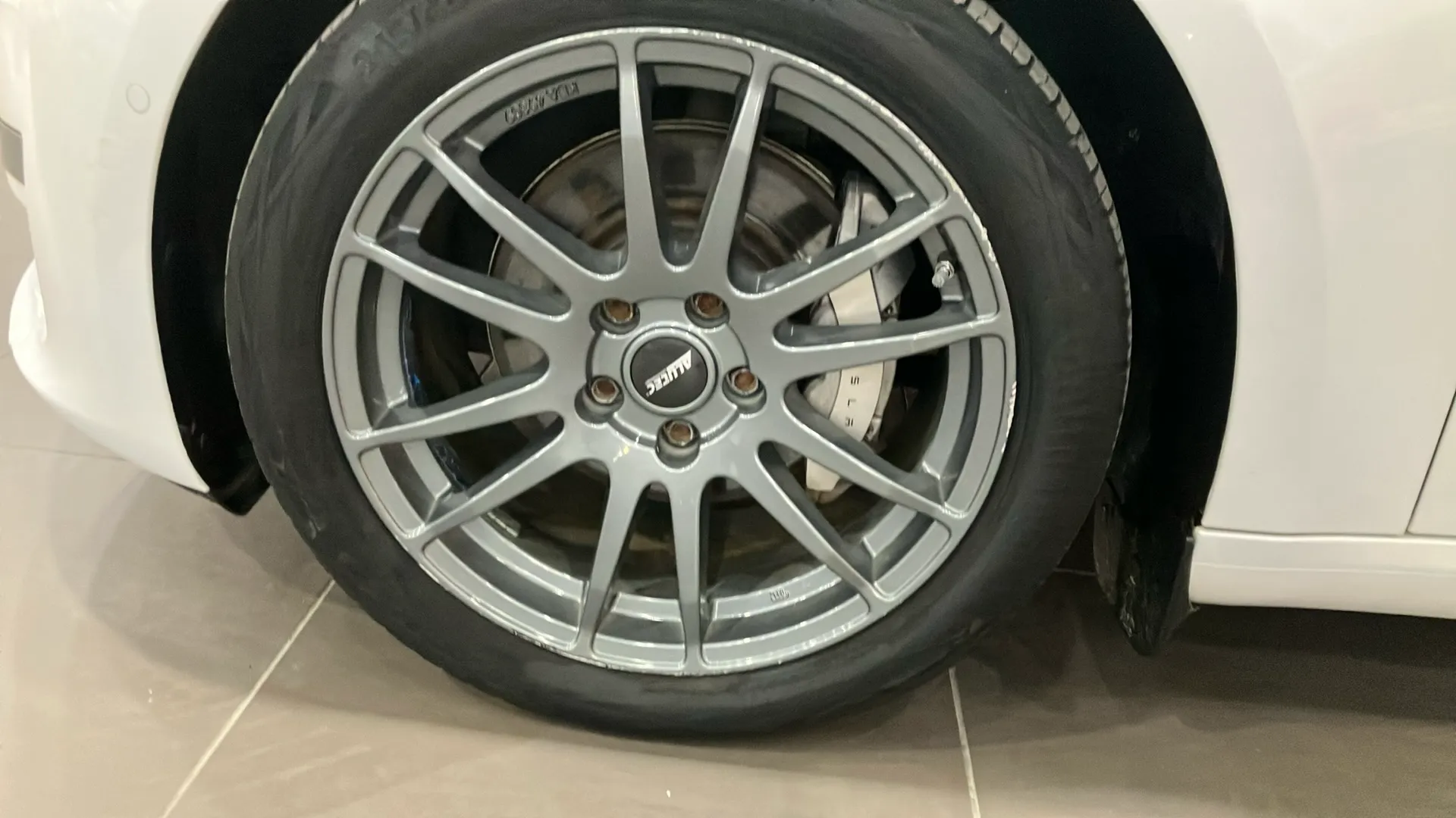 Tesla Model 3 Estándar Plus RWD - foto 18