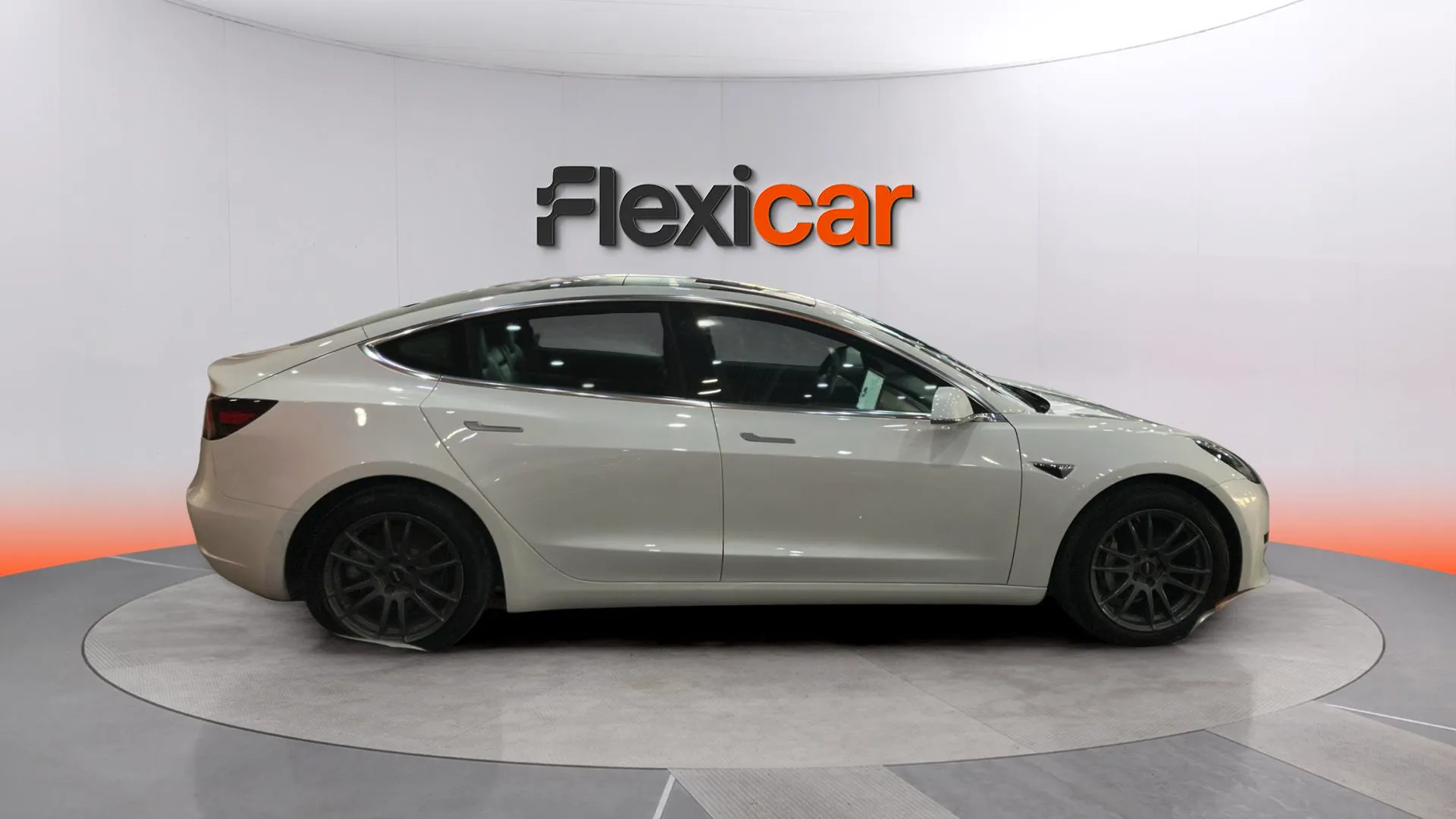 Tesla Model 3 Estándar Plus RWD - foto 8