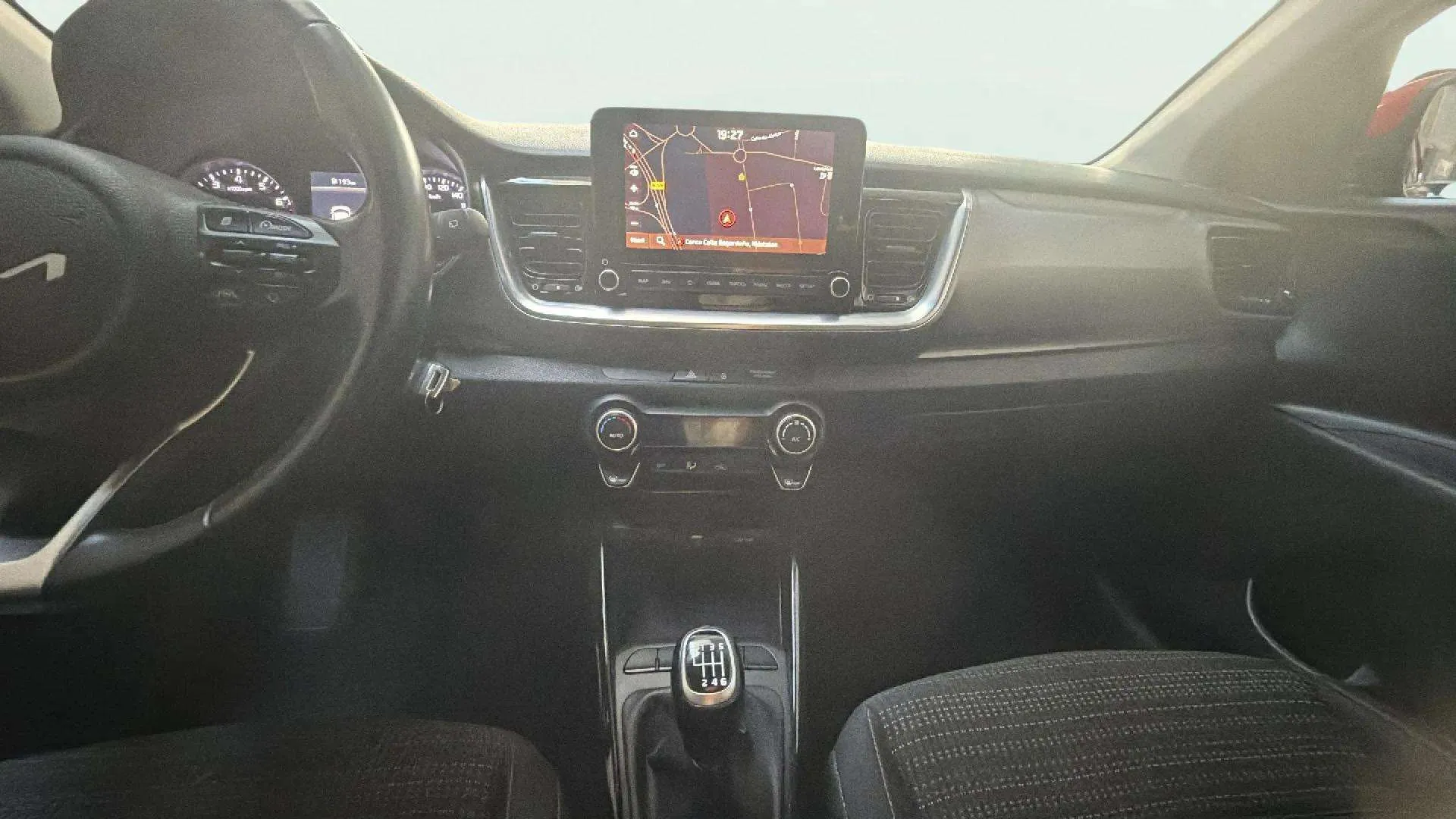 Kia Stonic 1.0 T-GDi MHEV Business - foto 17