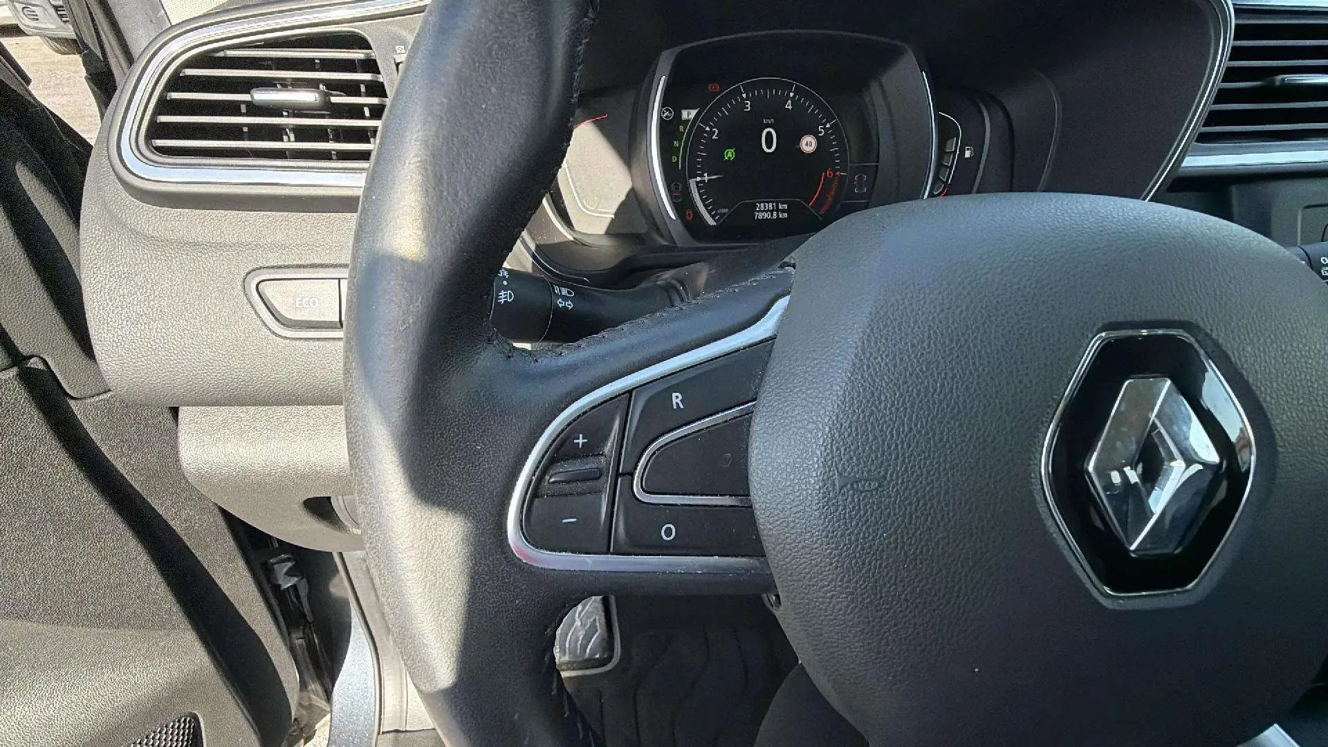 Renault Kadjar Zen Energy TCe EDC - foto 13