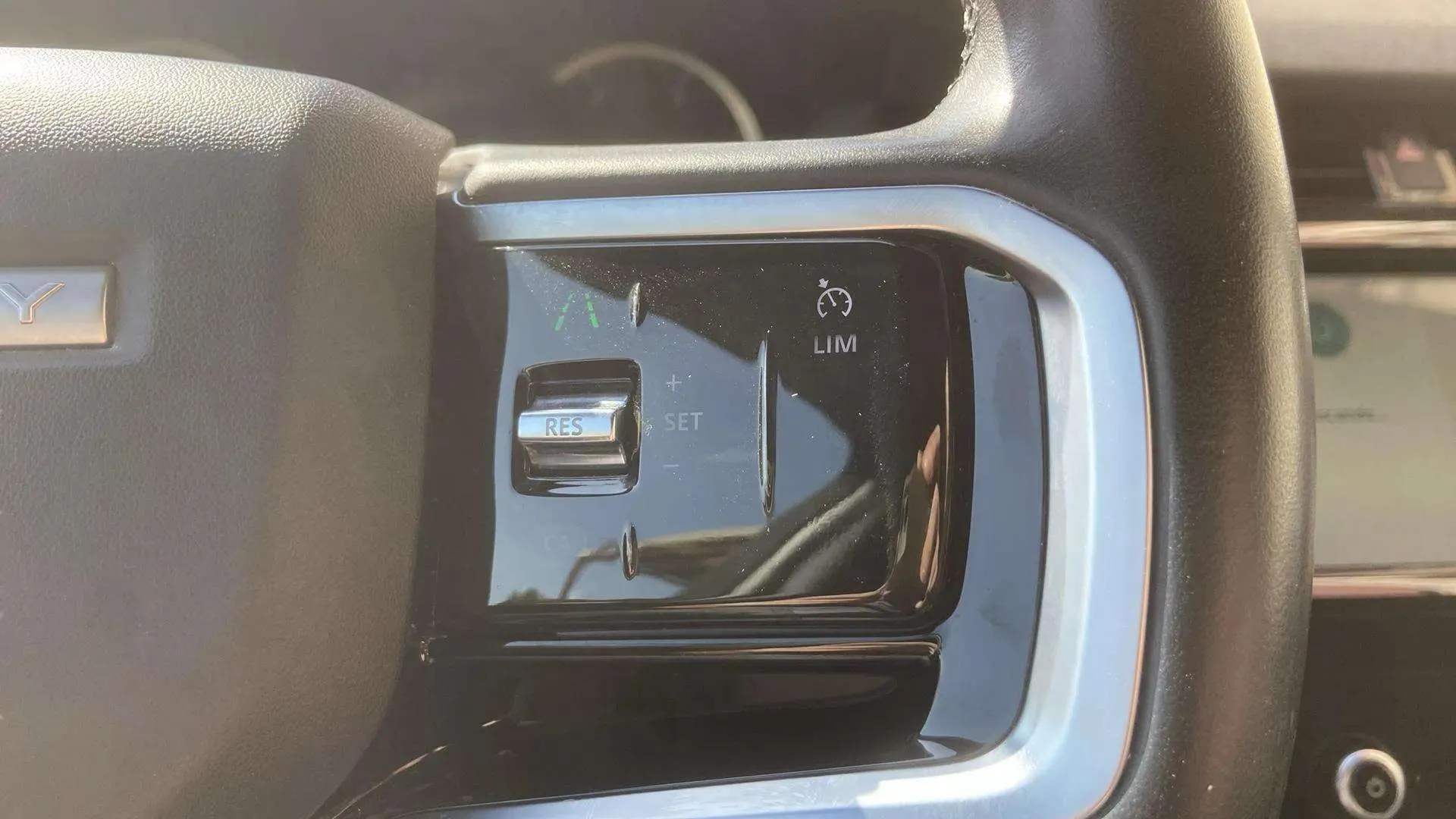 Land Rover Discovery Sport 2.0D eD4 FWD R-Dynamic S - foto 15