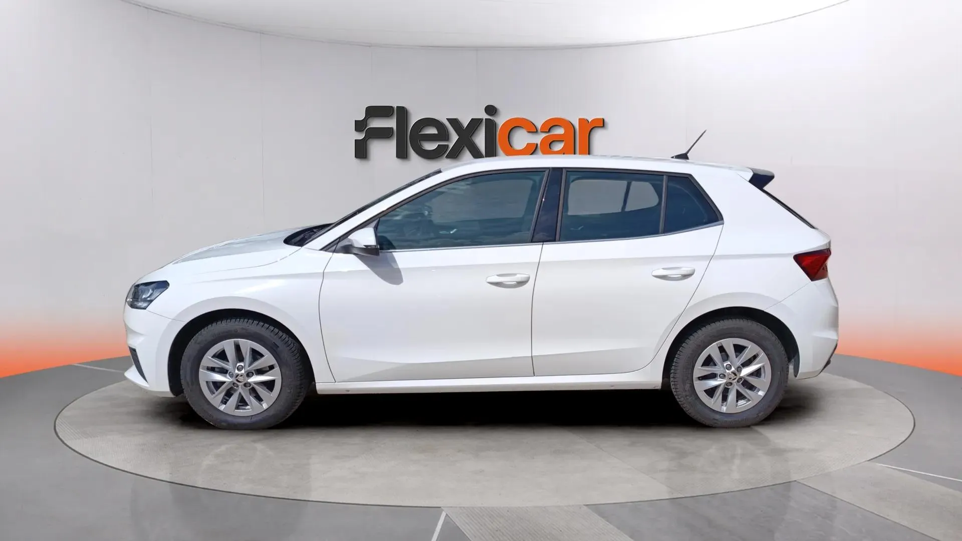 Škoda Fabia 1.0 TSI Ambition - foto 8