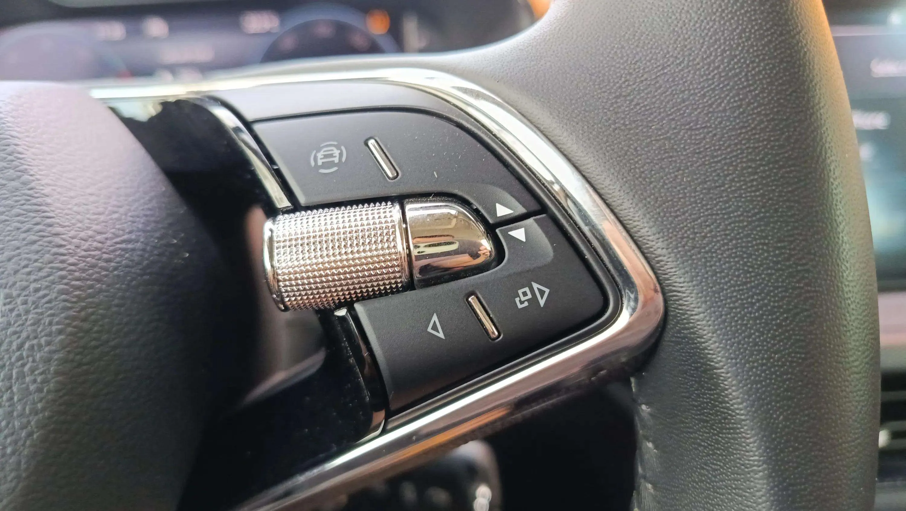 Škoda Fabia 1.0 TSI Ambition - foto 19