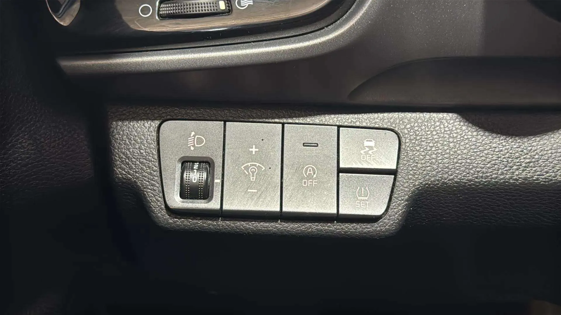 Kia Stonic 1.0 T-GDi MHEV Drive - foto 20