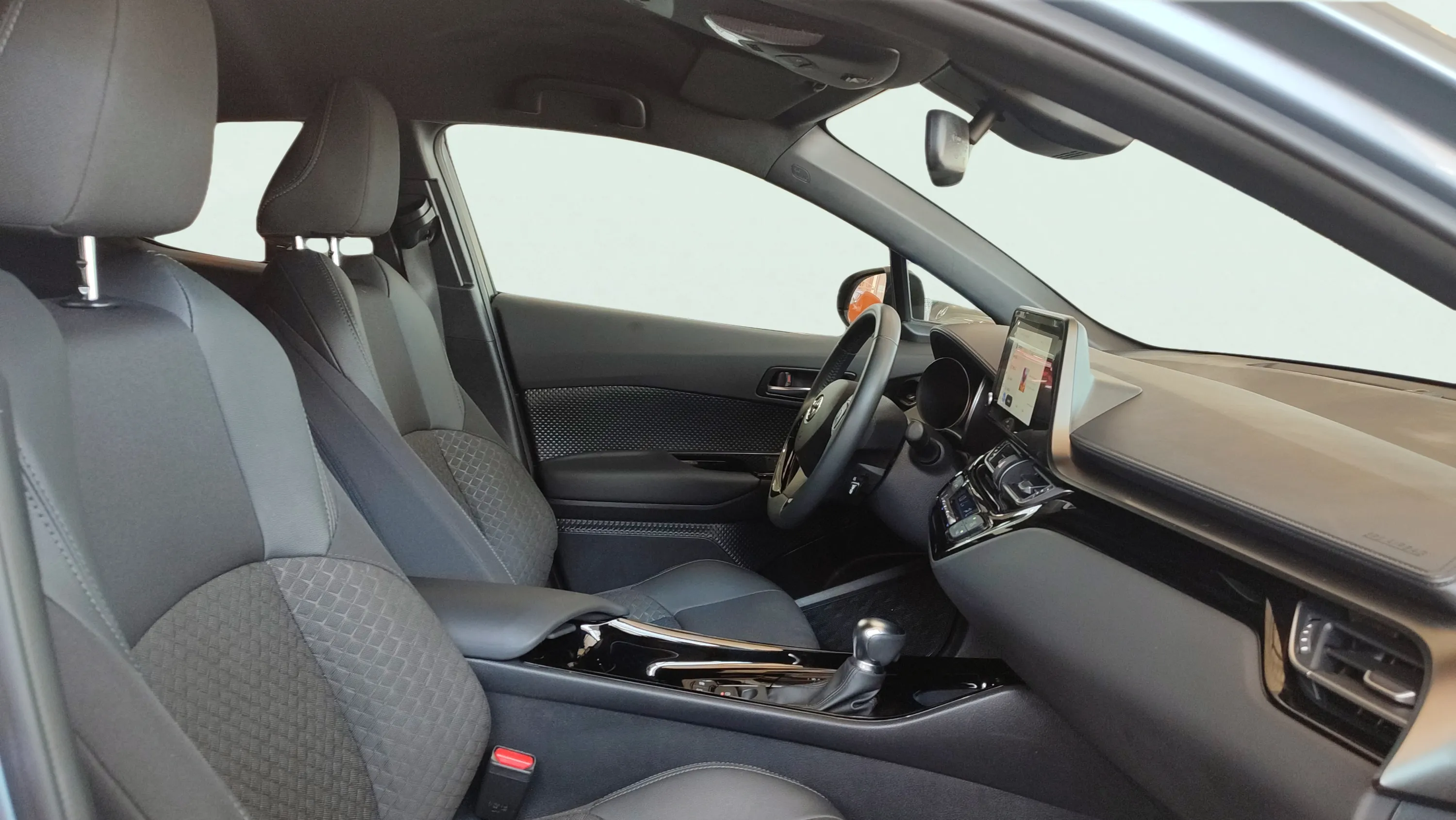 Toyota C-HR 2.0 180H Advance - foto 17