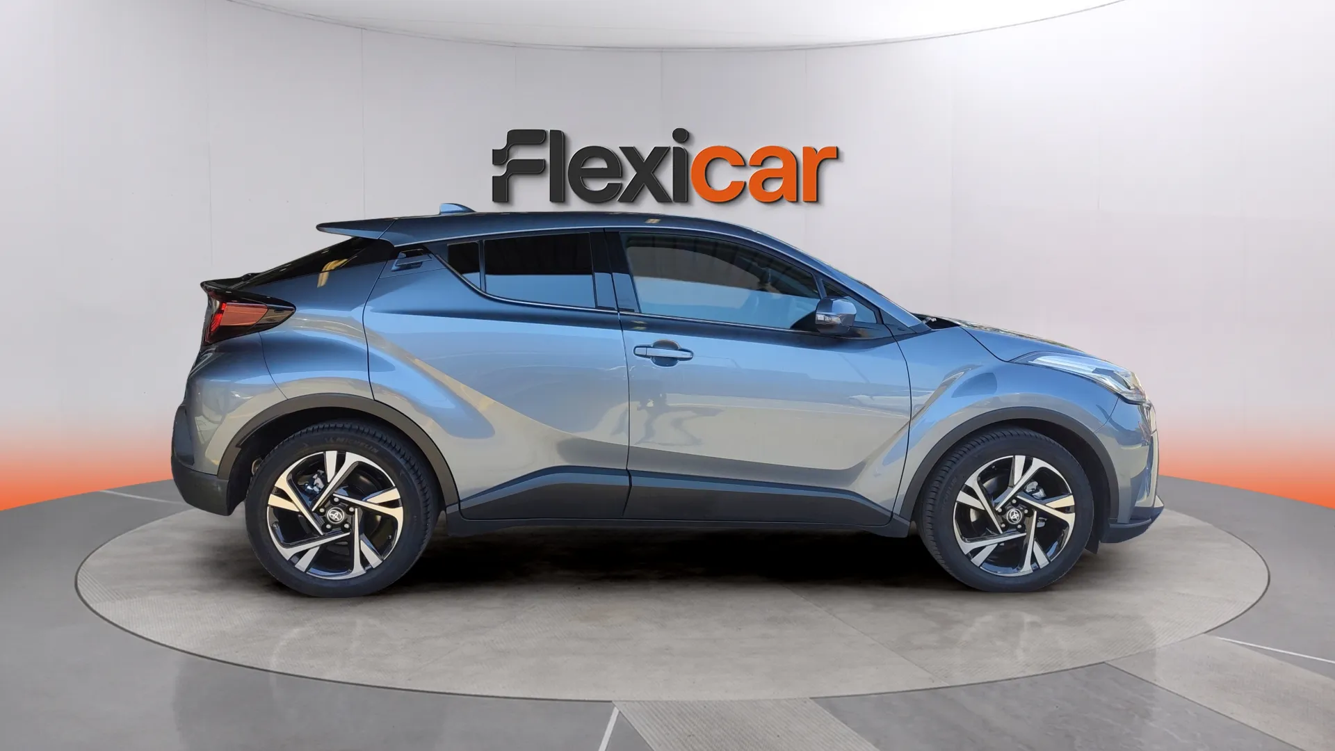 Toyota C-HR 2.0 180H Advance - foto 7