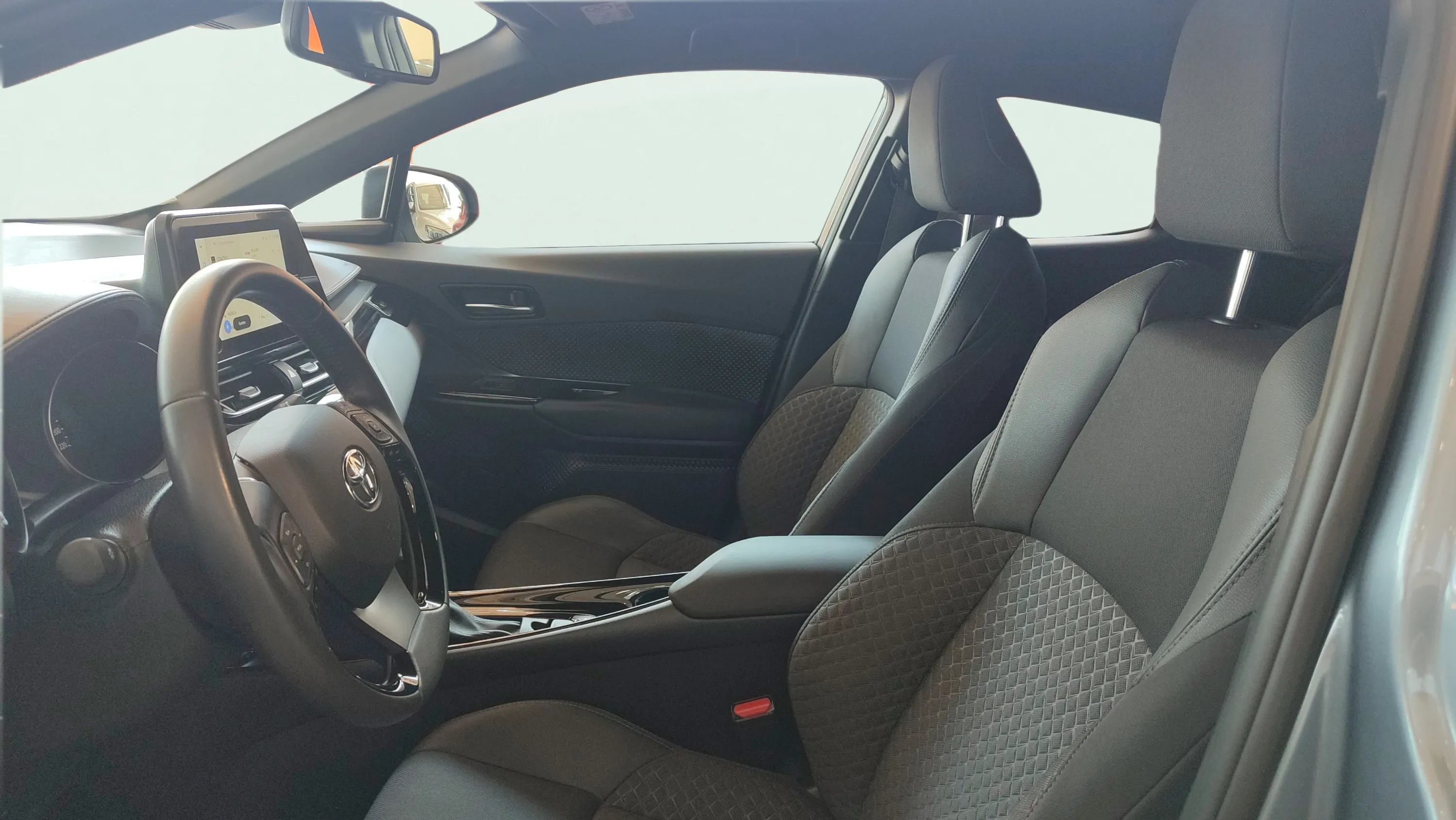 Toyota C-HR 2.0 180H Advance - foto 9