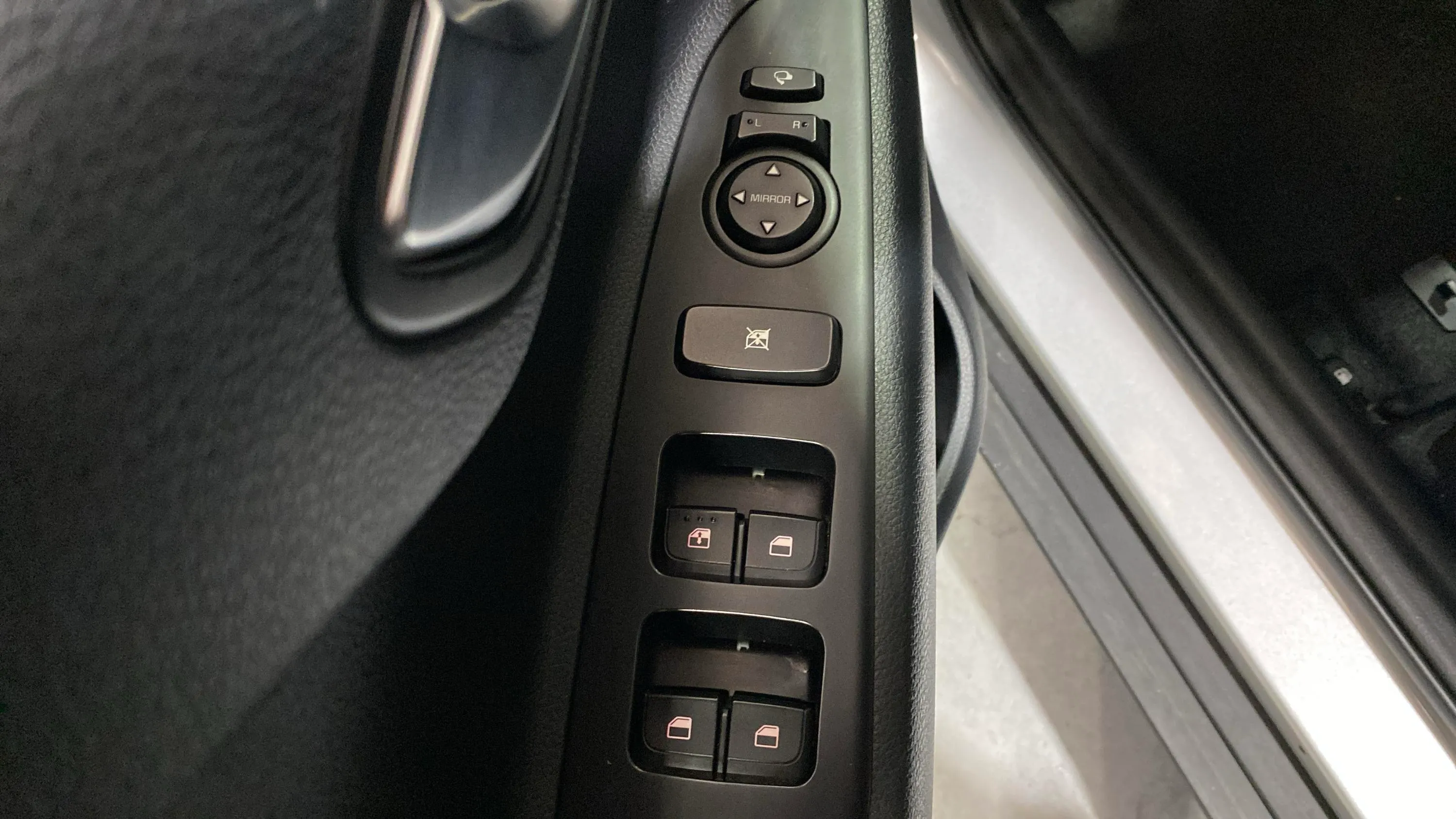 Kia Stonic 1.0 T-GDi MHEV Drive - foto 15