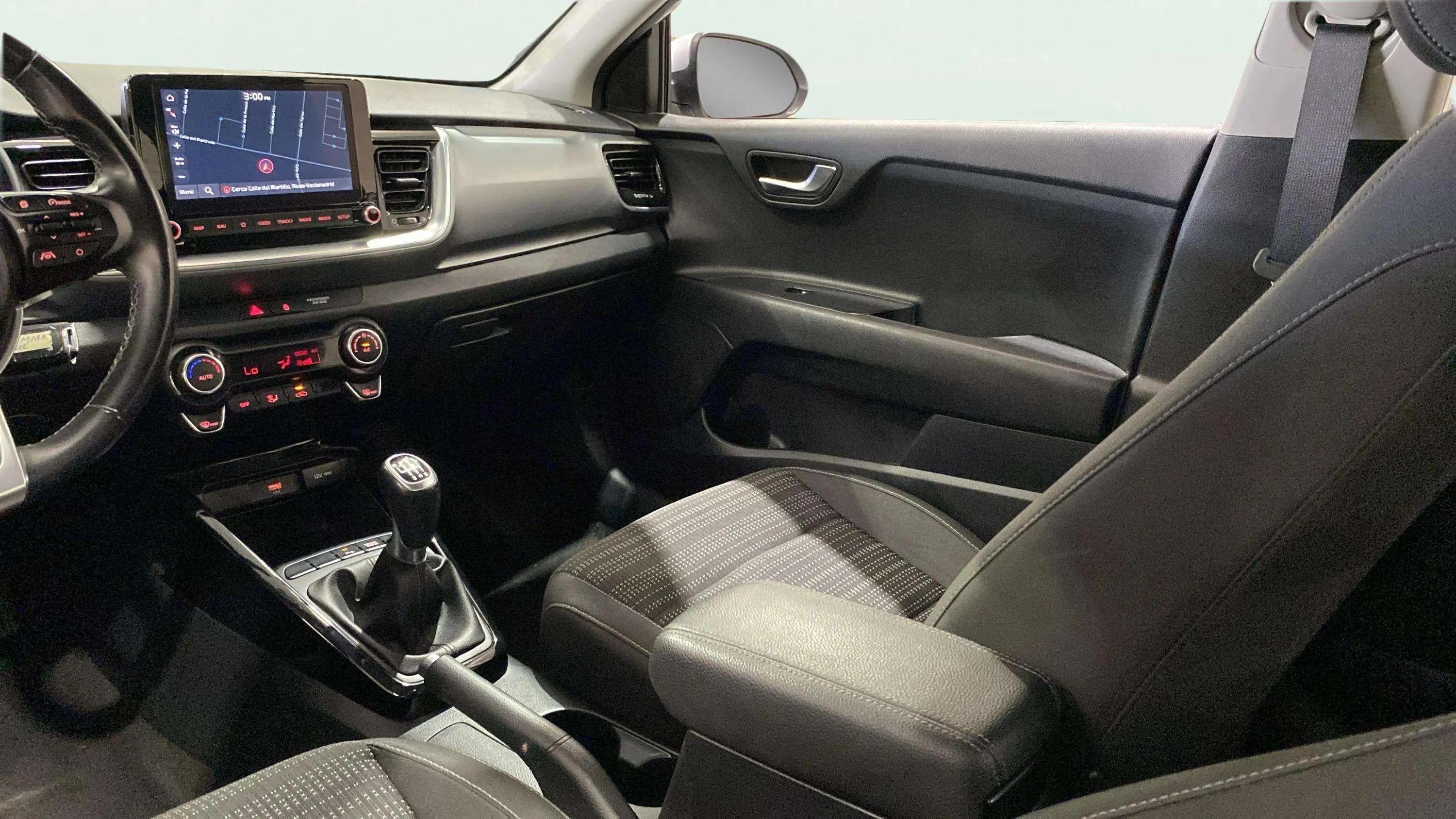 Kia Stonic 1.0 T-GDi MHEV Drive - foto 33