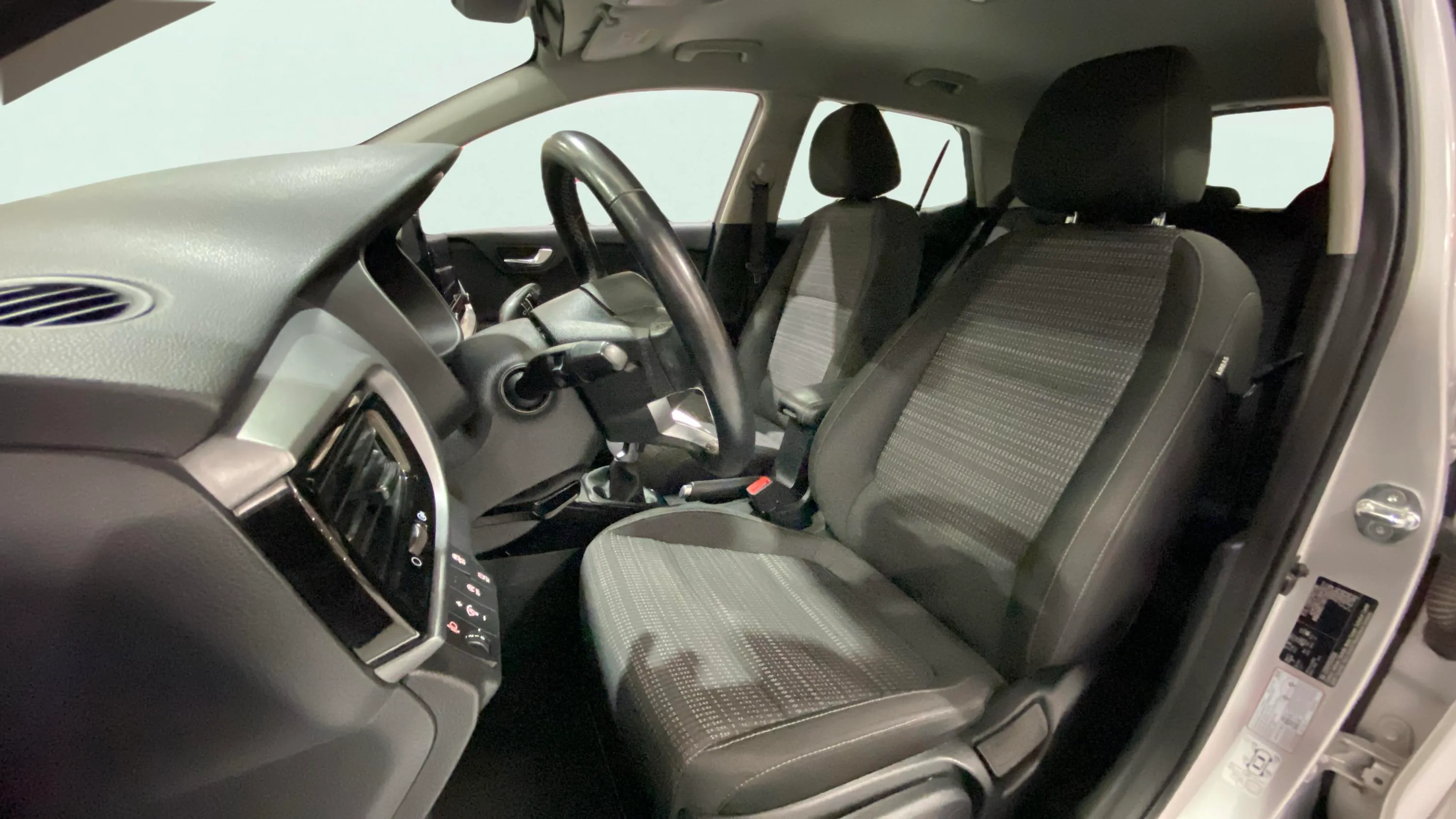 Kia Stonic 1.0 T-GDi MHEV Drive - foto 10