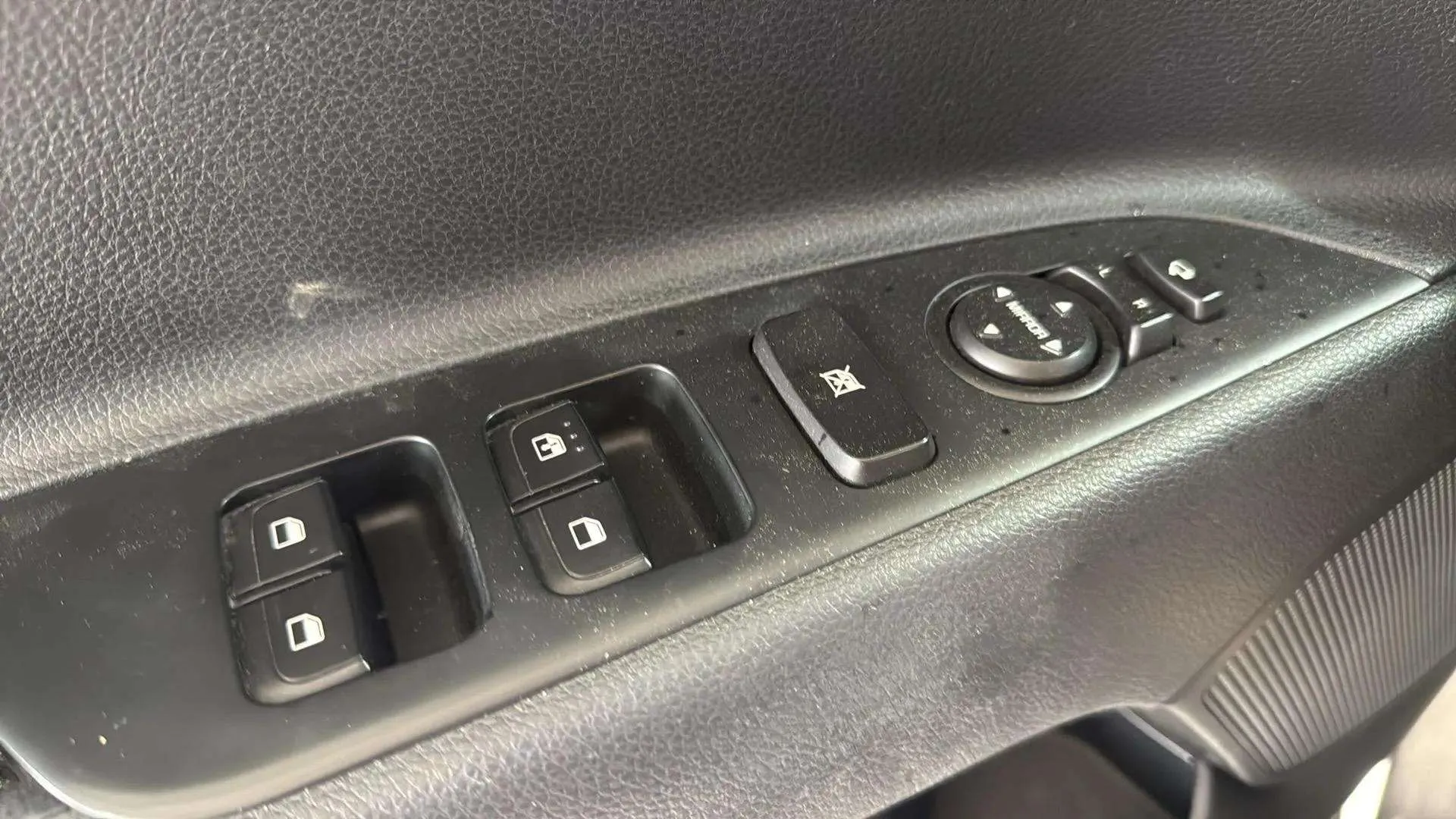 Kia Stonic 1.0 T-GDi MHEV Business - foto 17