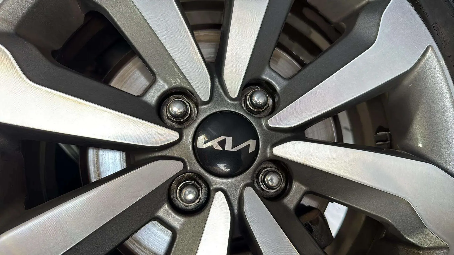 Kia Stonic 1.0 T-GDi MHEV Business - foto 10