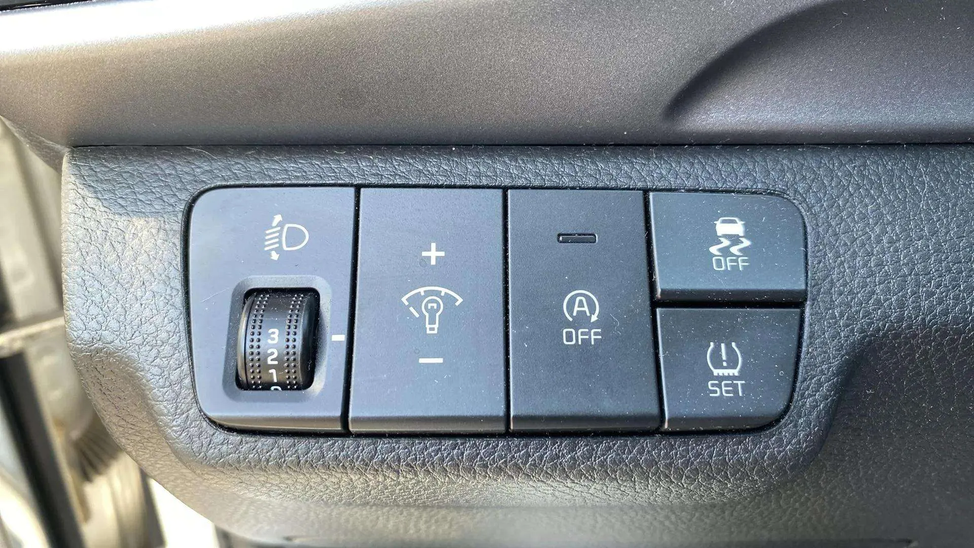 Kia Stonic 1.0 T-GDi MHEV Business - foto 16