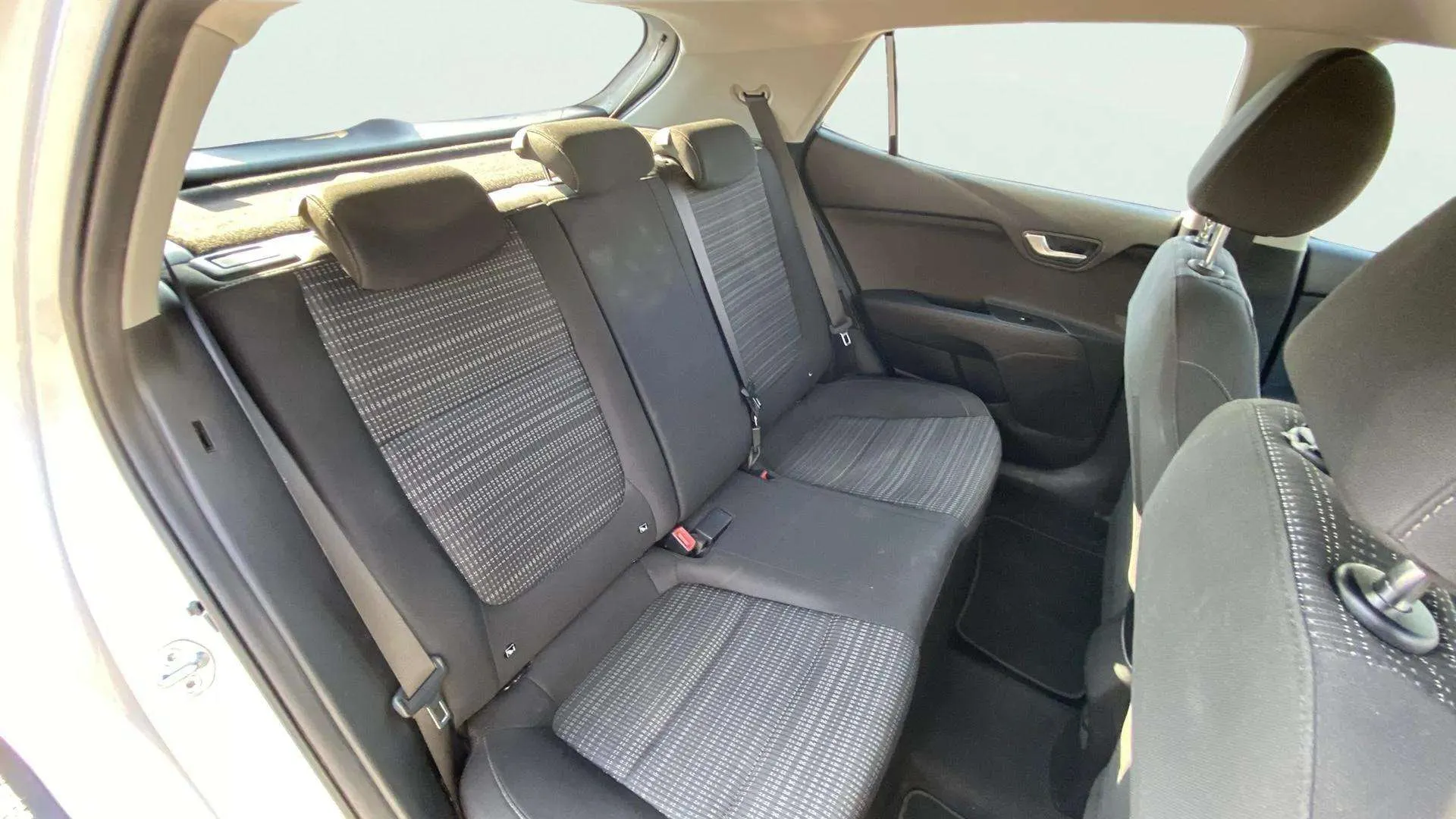 Kia Stonic 1.0 T-GDi MHEV Business - foto 11