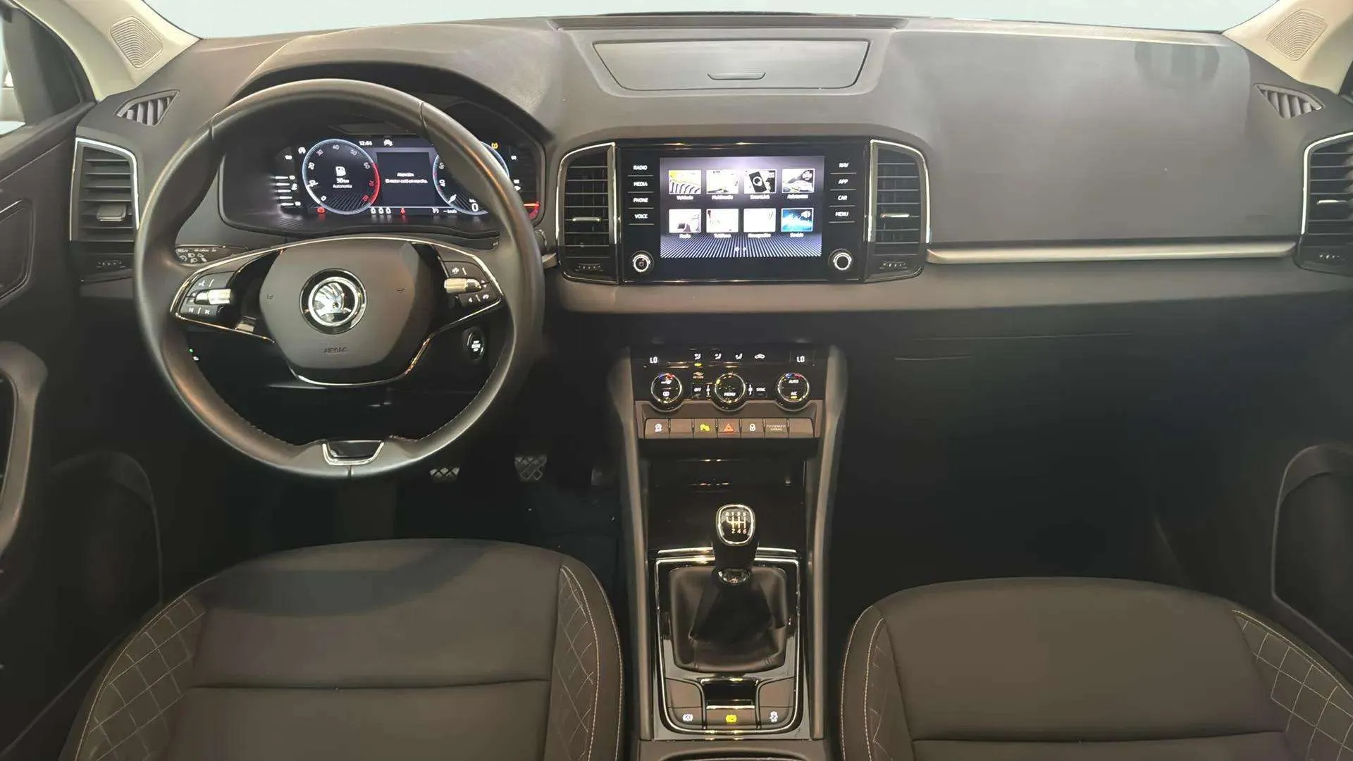 Škoda Karoq 1.5 TSI ACT Ambition - foto 15