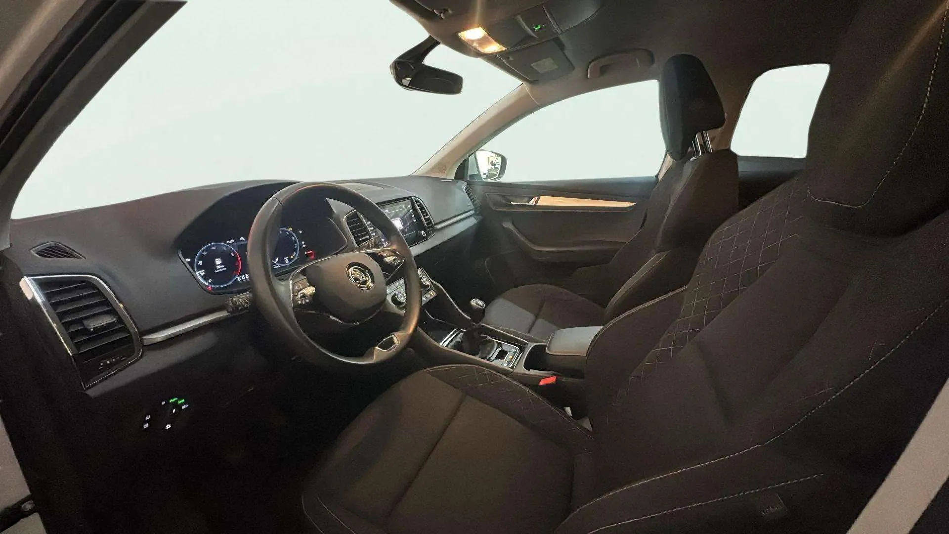Škoda Karoq 1.5 TSI ACT Ambition - foto 9