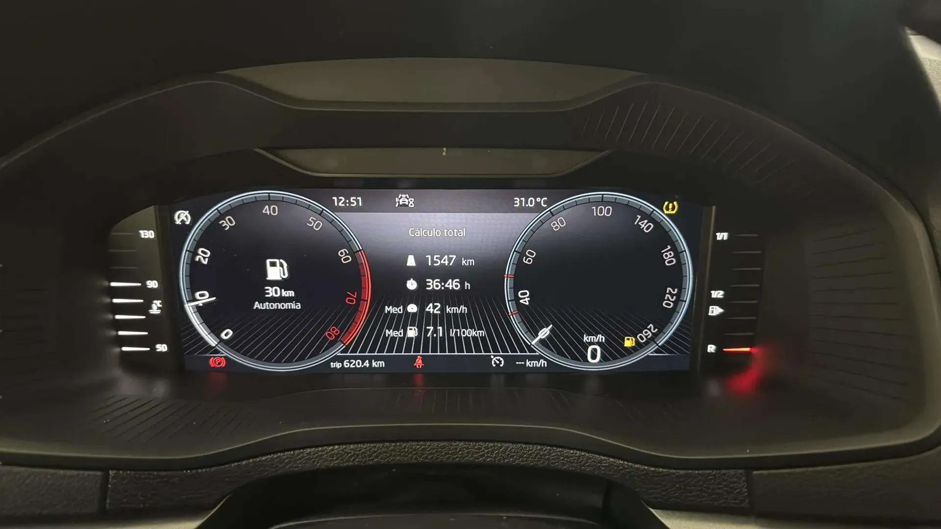 Škoda Karoq 1.5 TSI ACT Ambition - foto 11