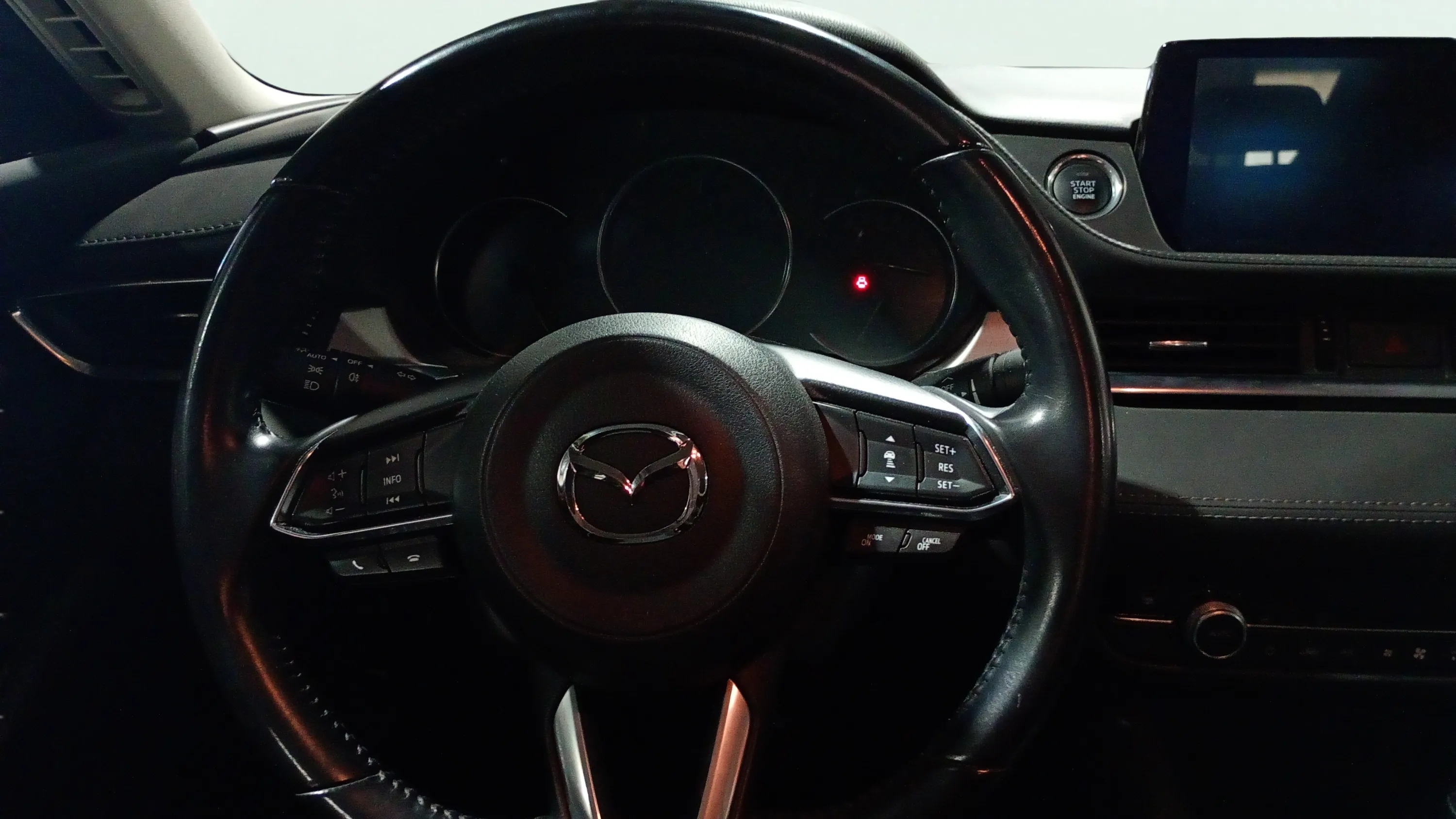 Mazda Mazda6 2.0 SKYACTIVE-G Evolution Tech Aut - foto 10