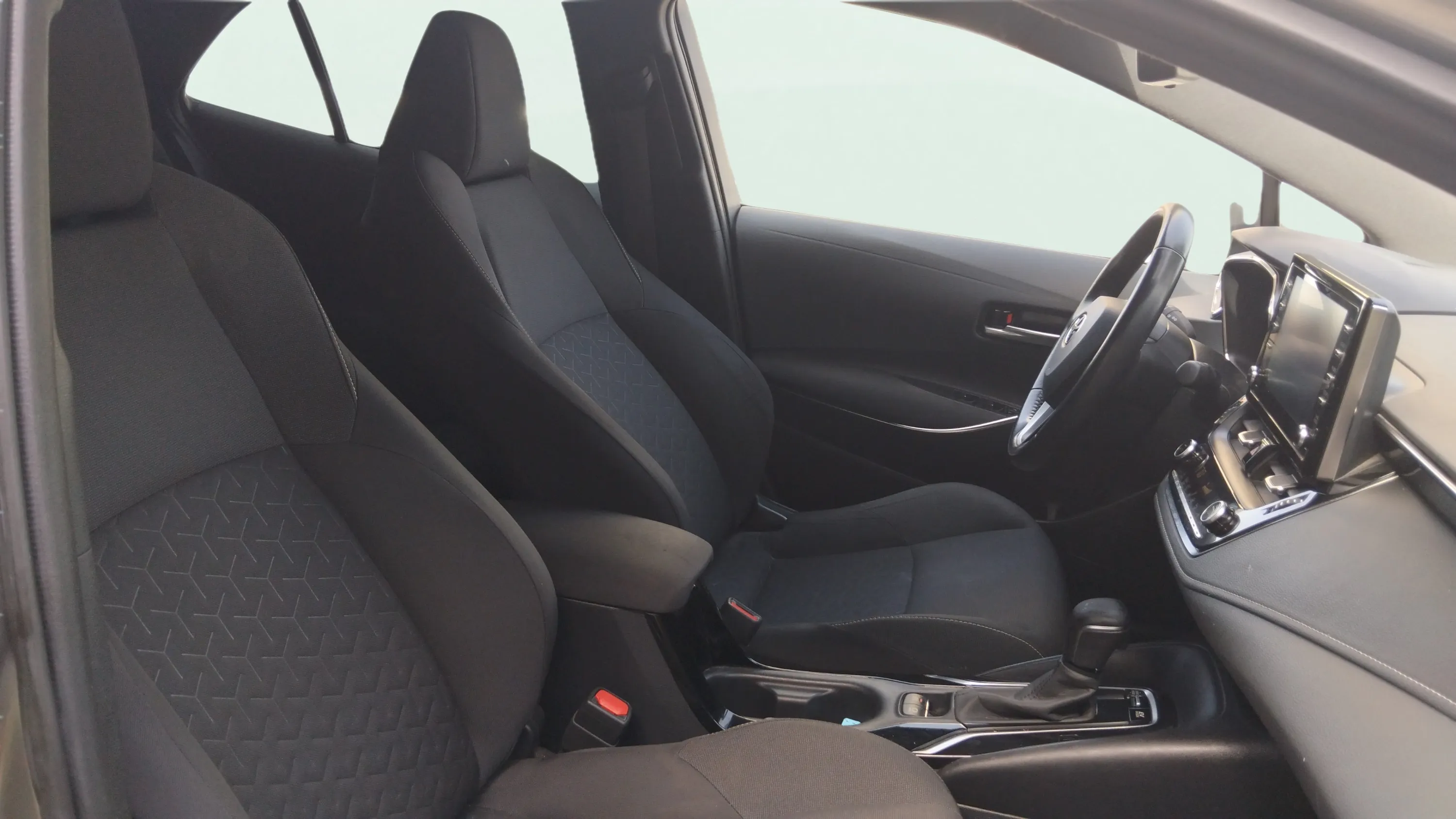 Toyota Corolla 1.8 125H Active Tech E-CVT - foto 11