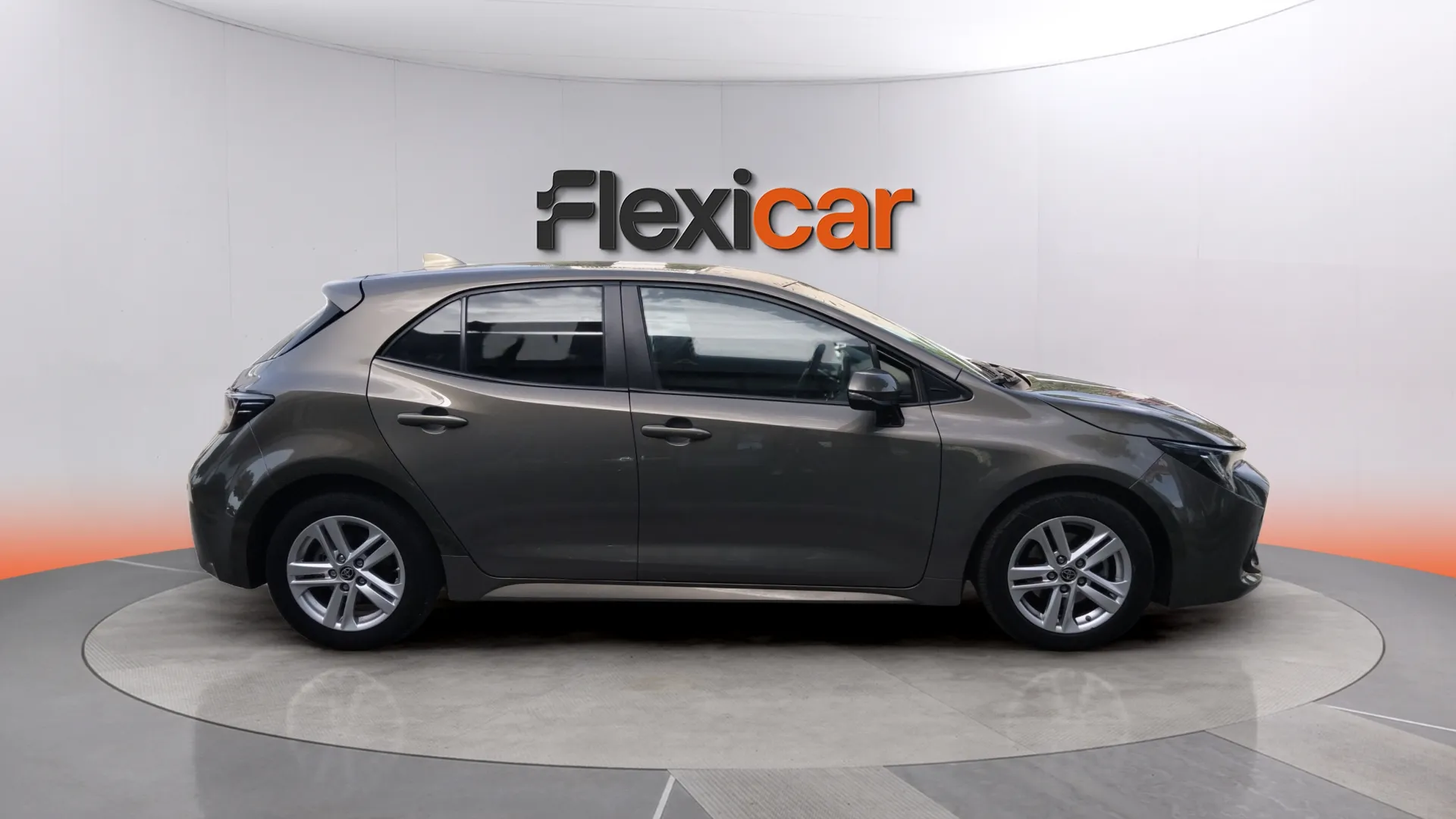 Toyota Corolla 1.8 125H Active Tech E-CVT - foto 3