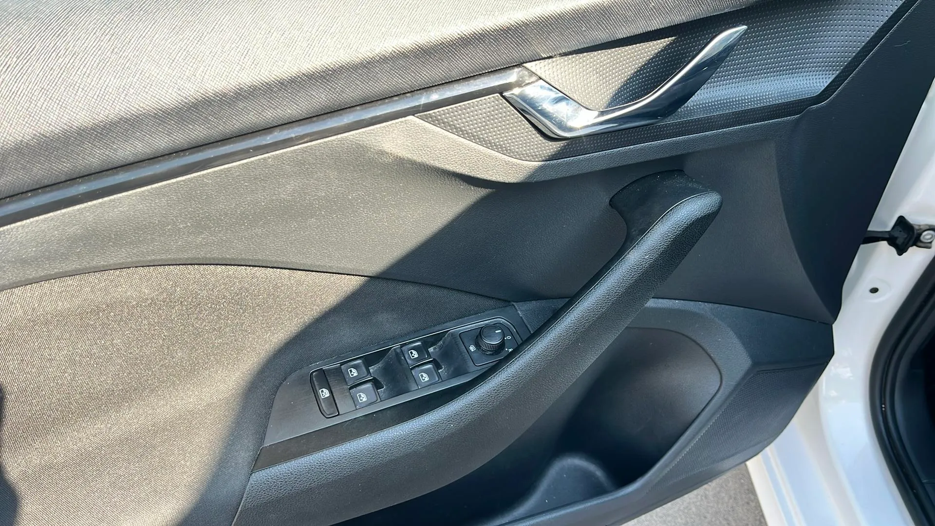 Škoda Kamiq 1.0 TSI DSG Ambition - foto 9