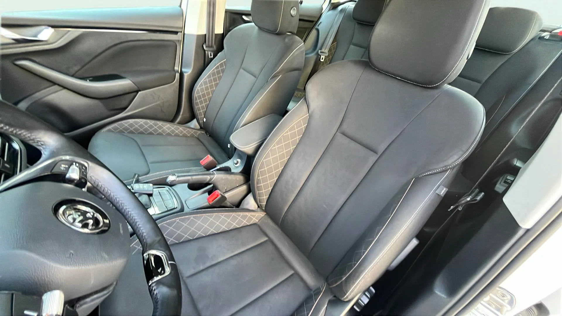 Škoda Kamiq 1.0 TSI DSG Ambition - foto 10