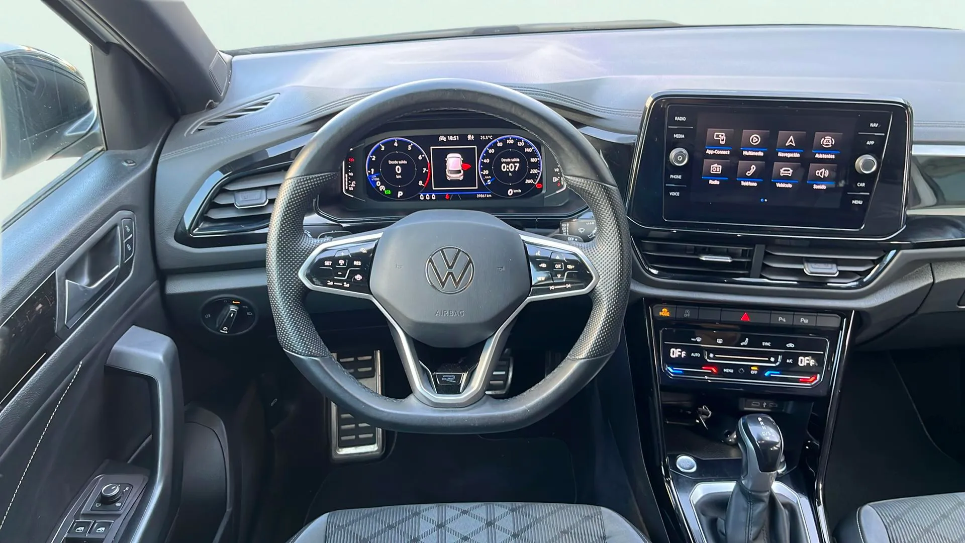 Volkswagen T-Roc Advance R-Line 1.5 TSI DSG - foto 14