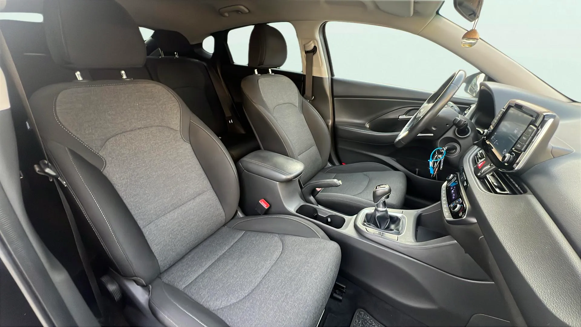Hyundai i30 1.0 T-GDi Klass Fastback - foto 16
