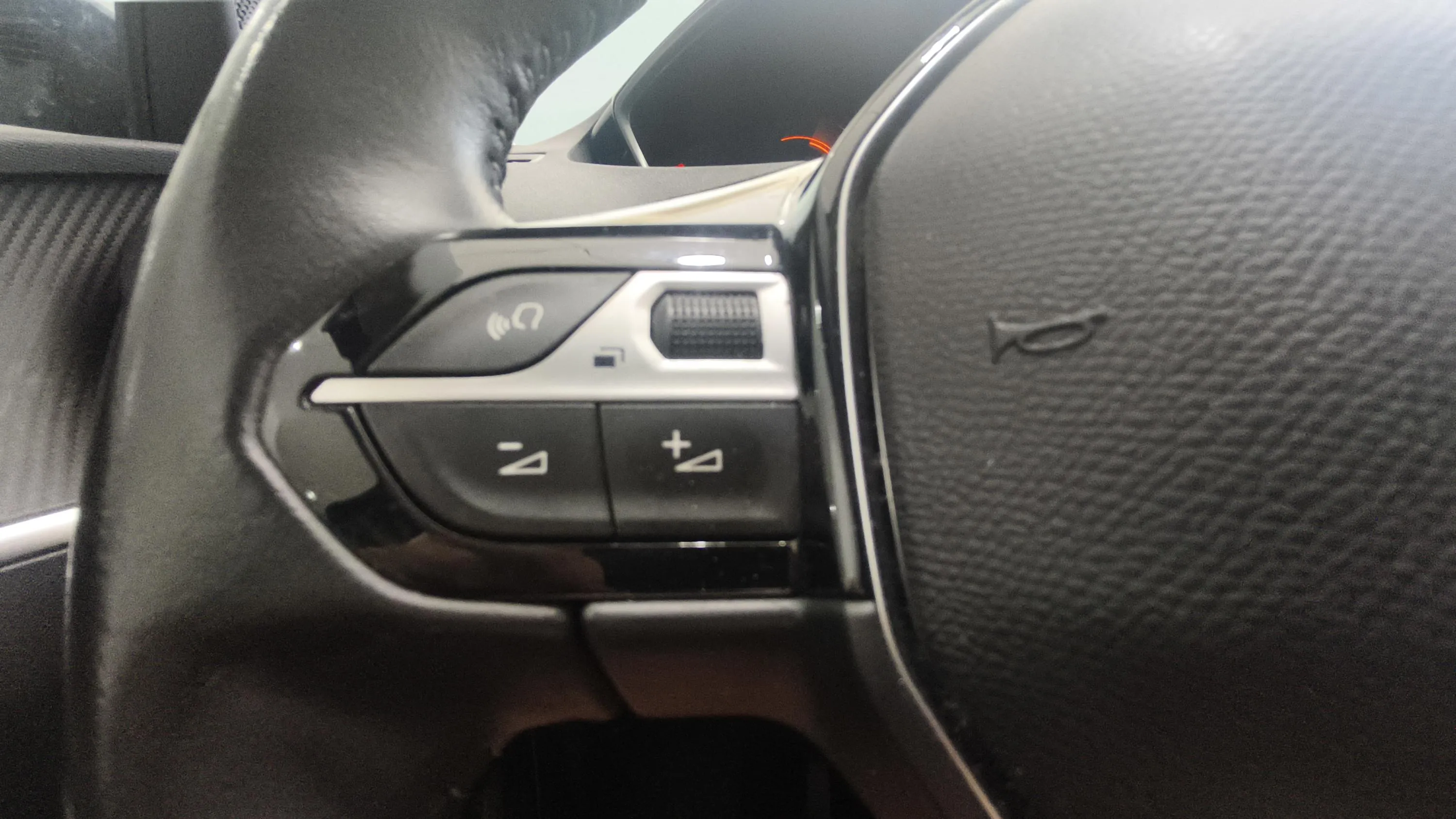 Peugeot 3008 1.5 BlueHDi Active - foto 16